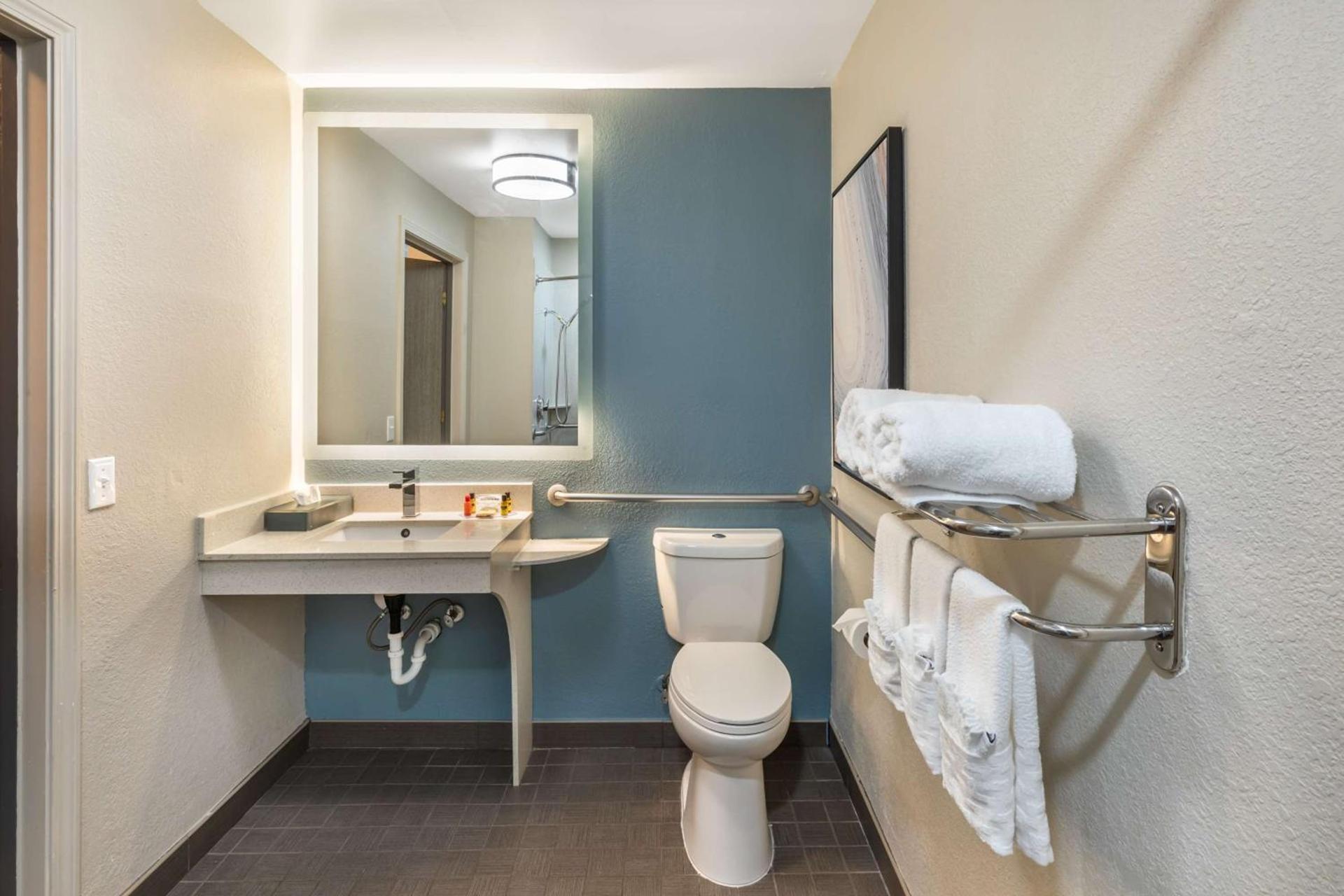 City Express by Marriott Duluth photo 31