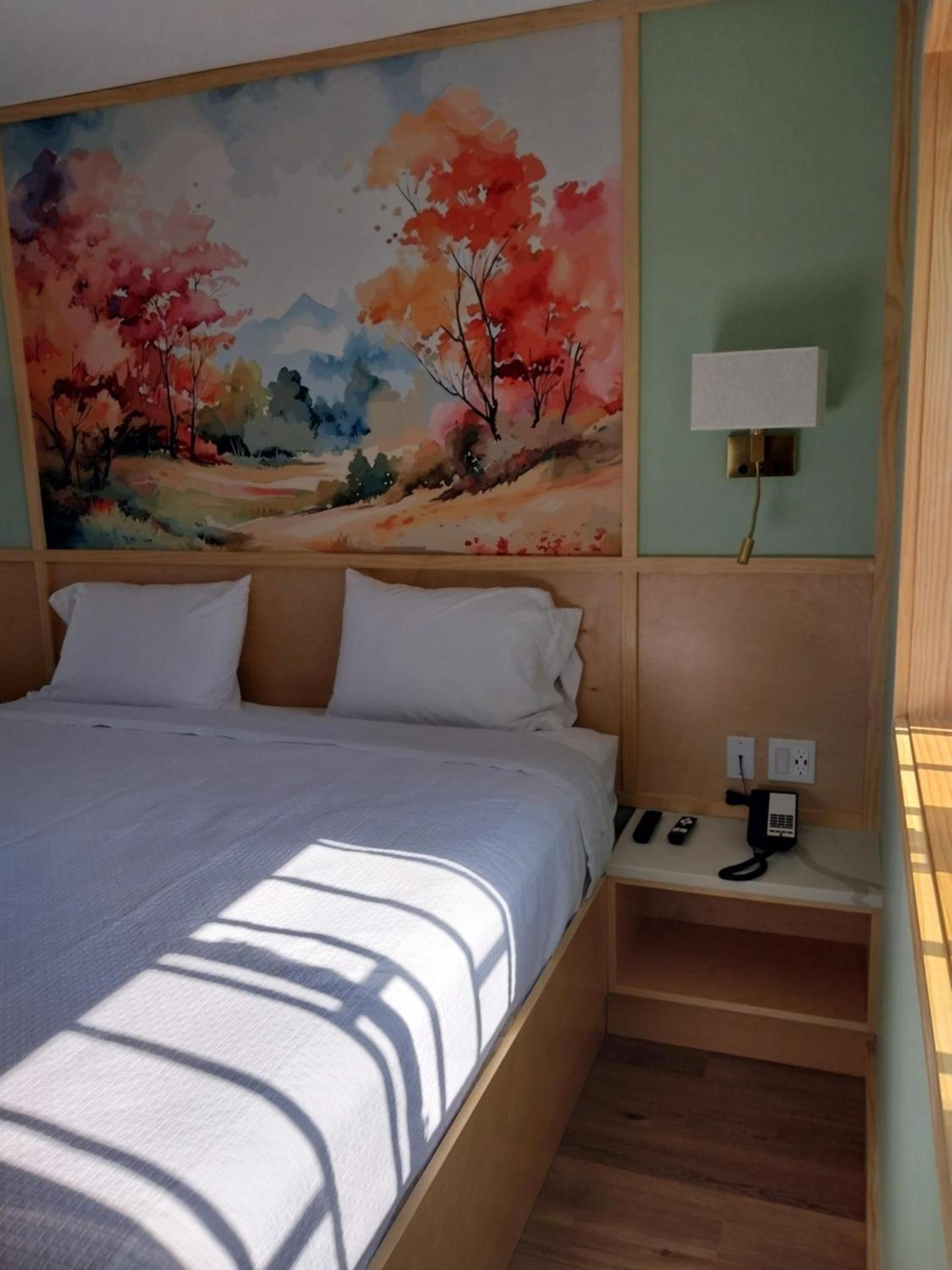 Greenview Inn Riverhead photo 90