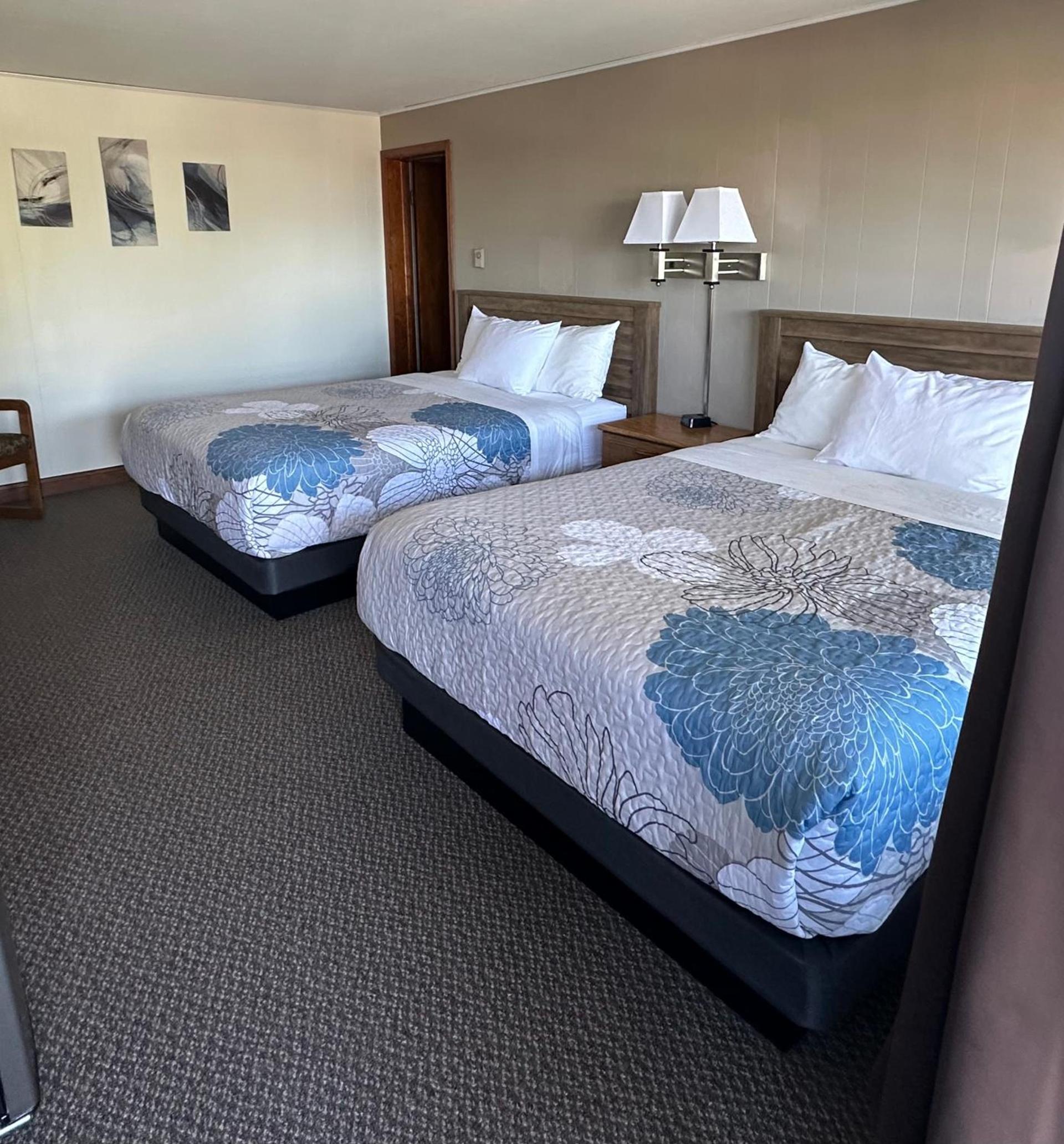 DownTown Inn photo 26