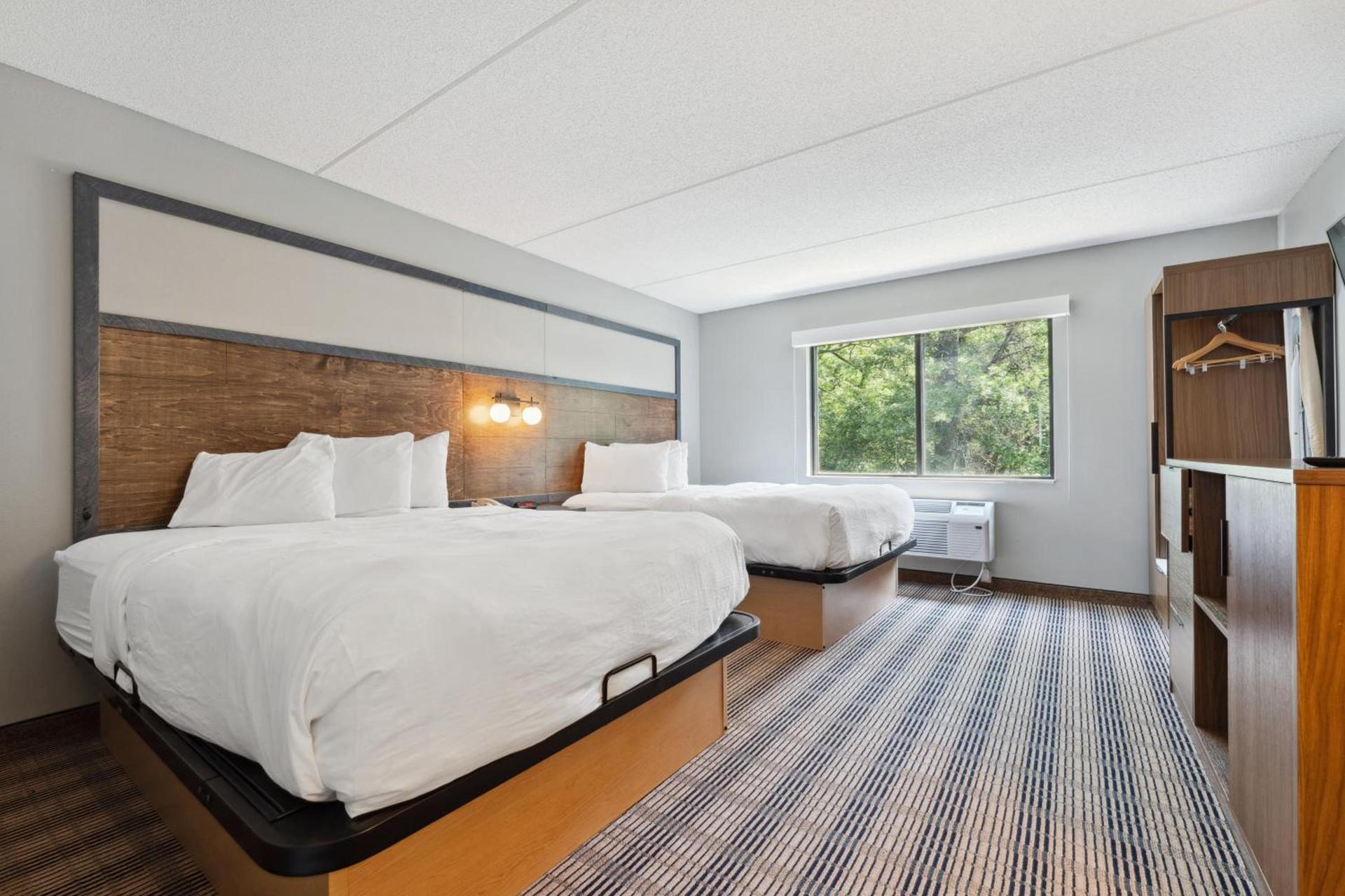 AmericInn by Wyndham Wisconsin Dells photo 39