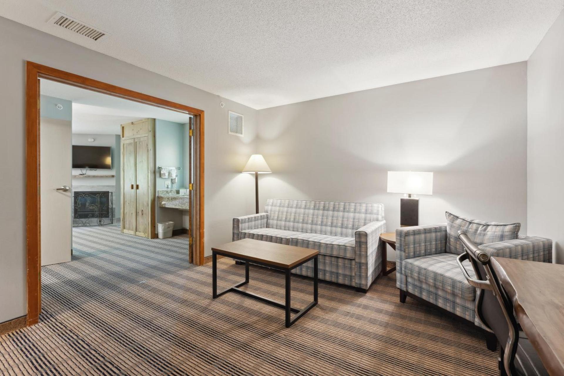 AmericInn by Wyndham Wisconsin Dells photo 28