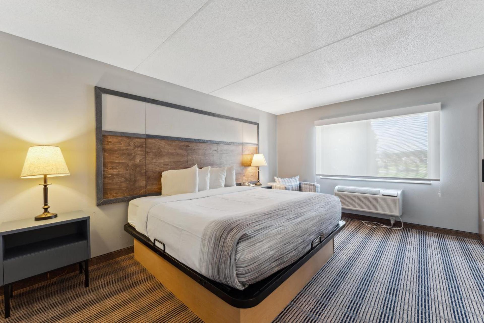 AmericInn by Wyndham Wisconsin Dells photo 32