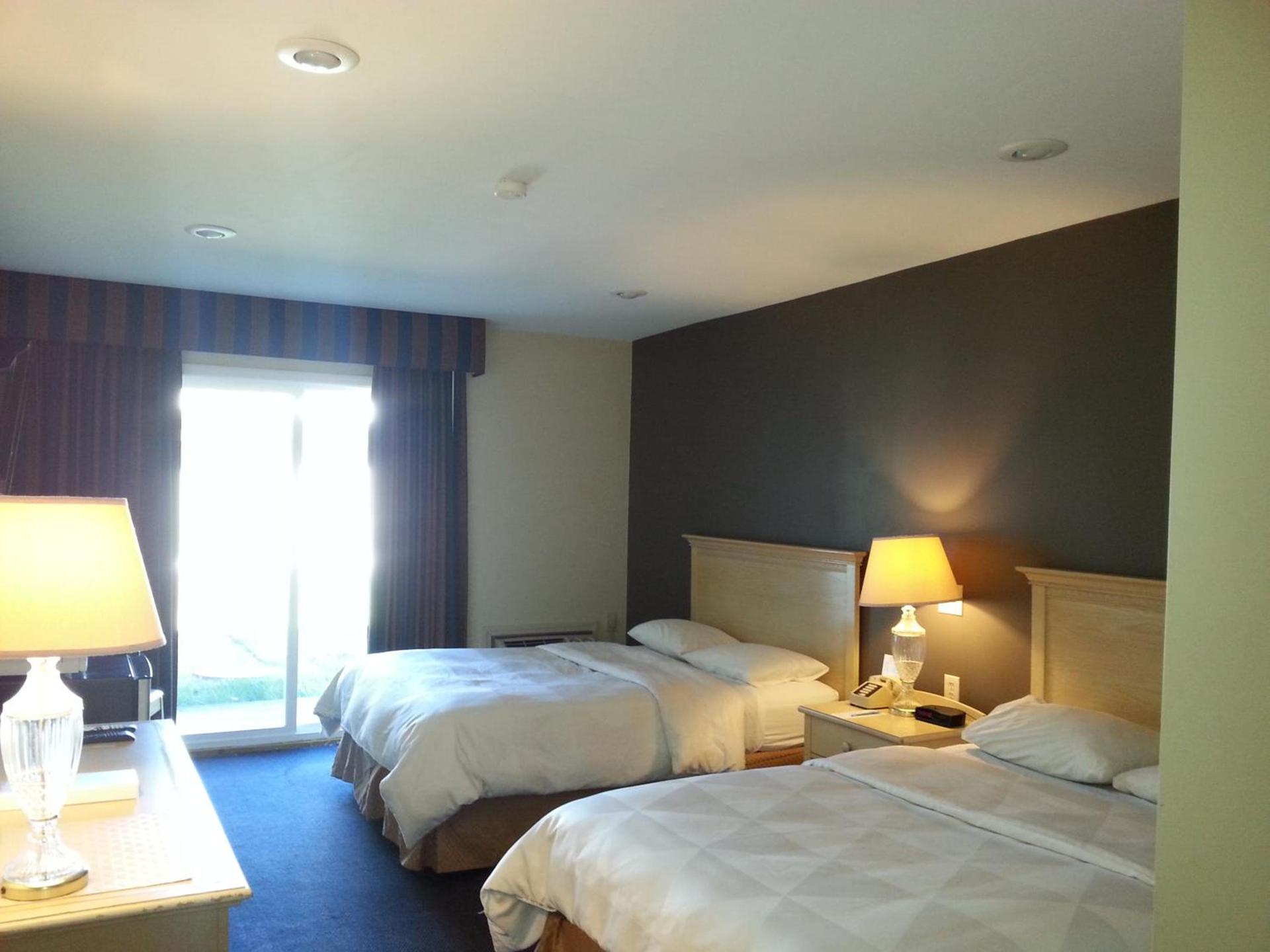 Beach Harbor Resort photo 19