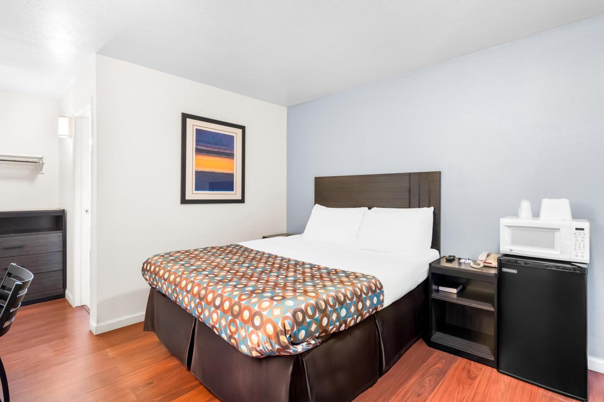 Americas Best Value Inn Stillwater photo 5