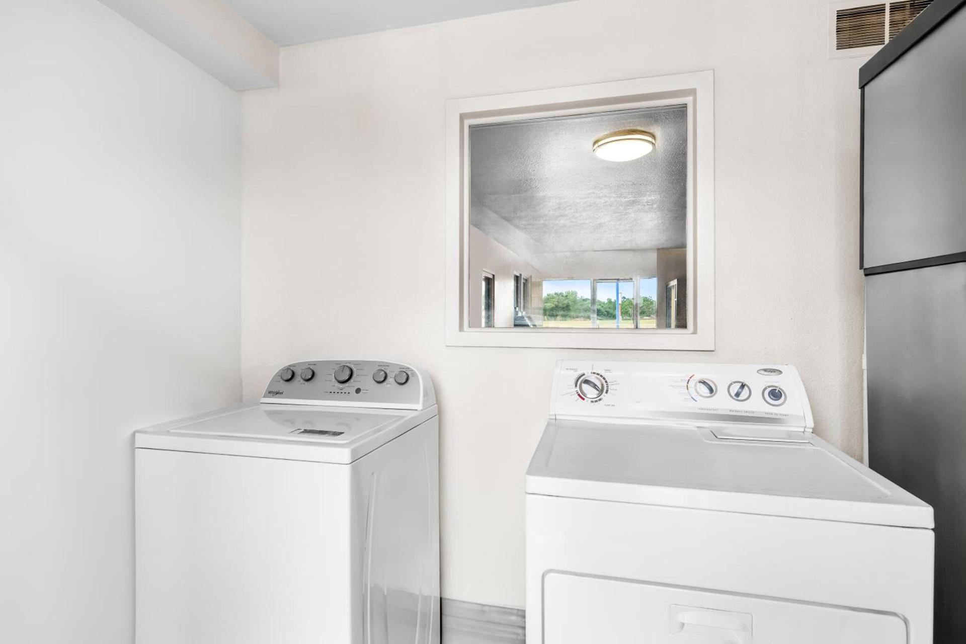 Americas Best Value Inn Stillwater photo 11