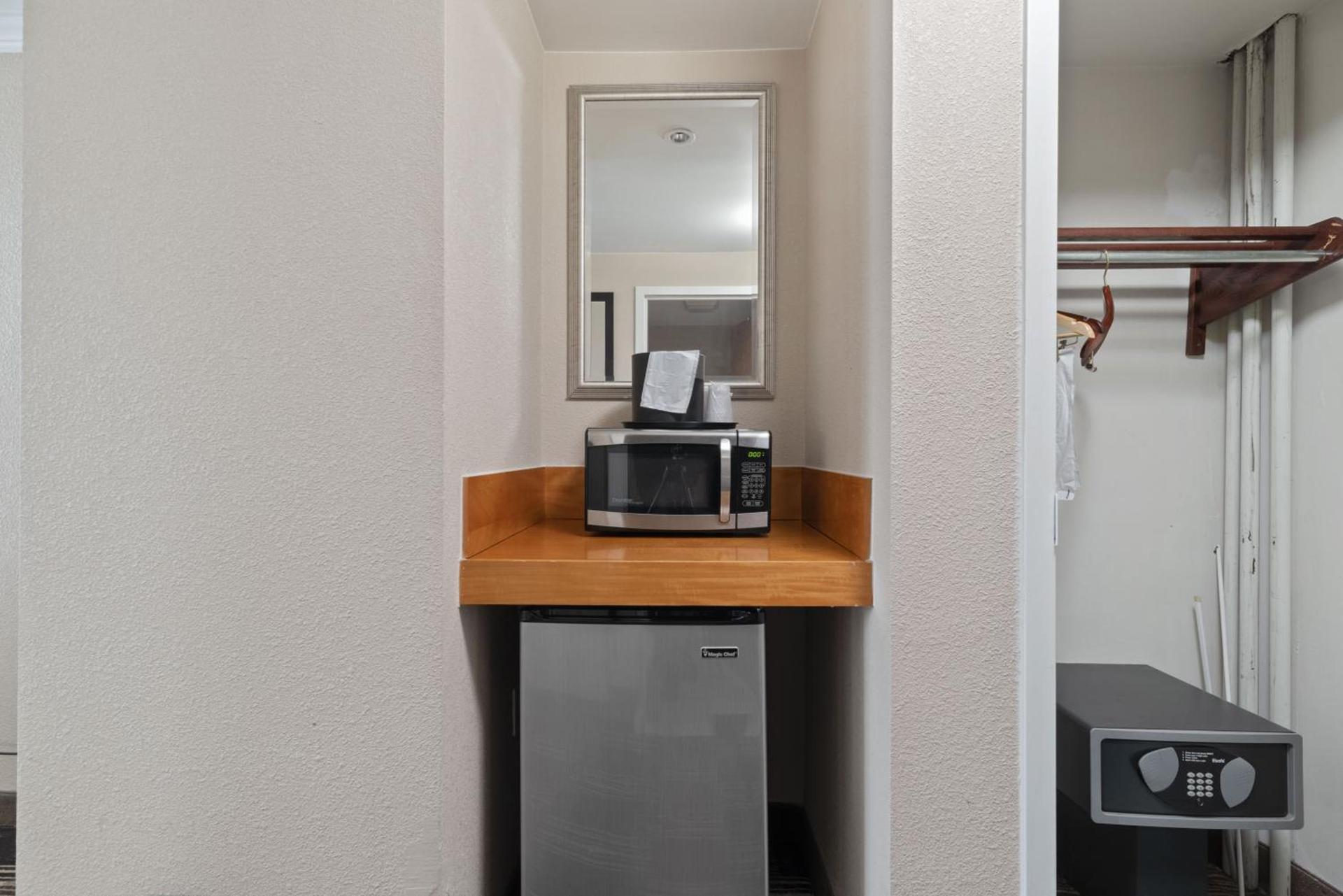 Hotel Executive Suites photo 46