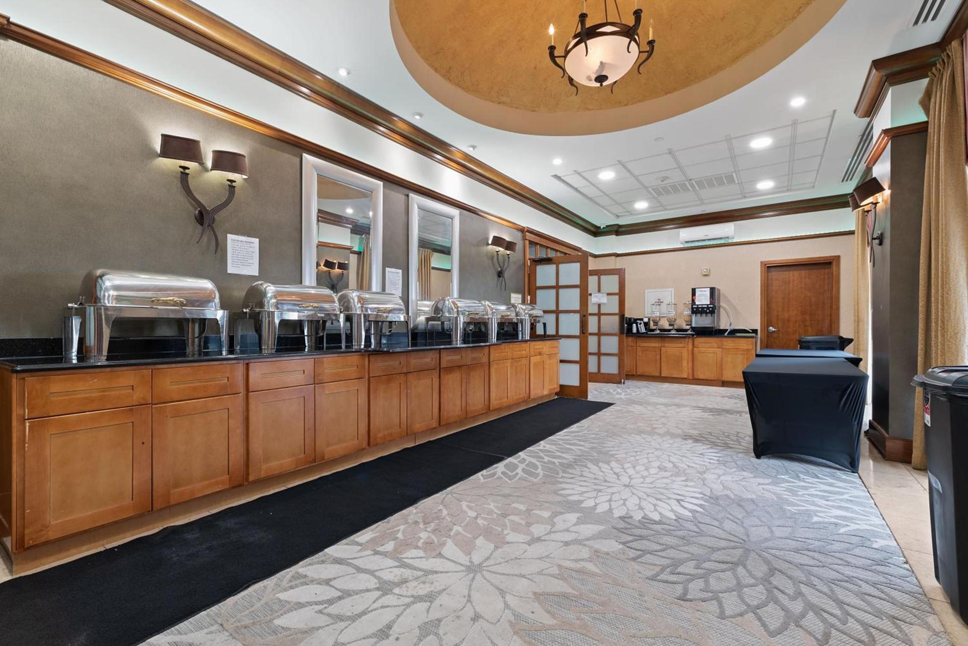 Hotel Executive Suites photo 49