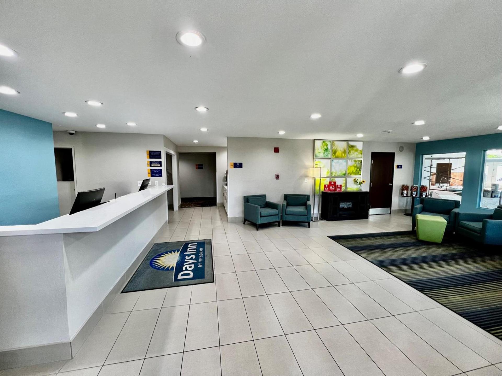 Days Inn by Wyndham Williams photo 53