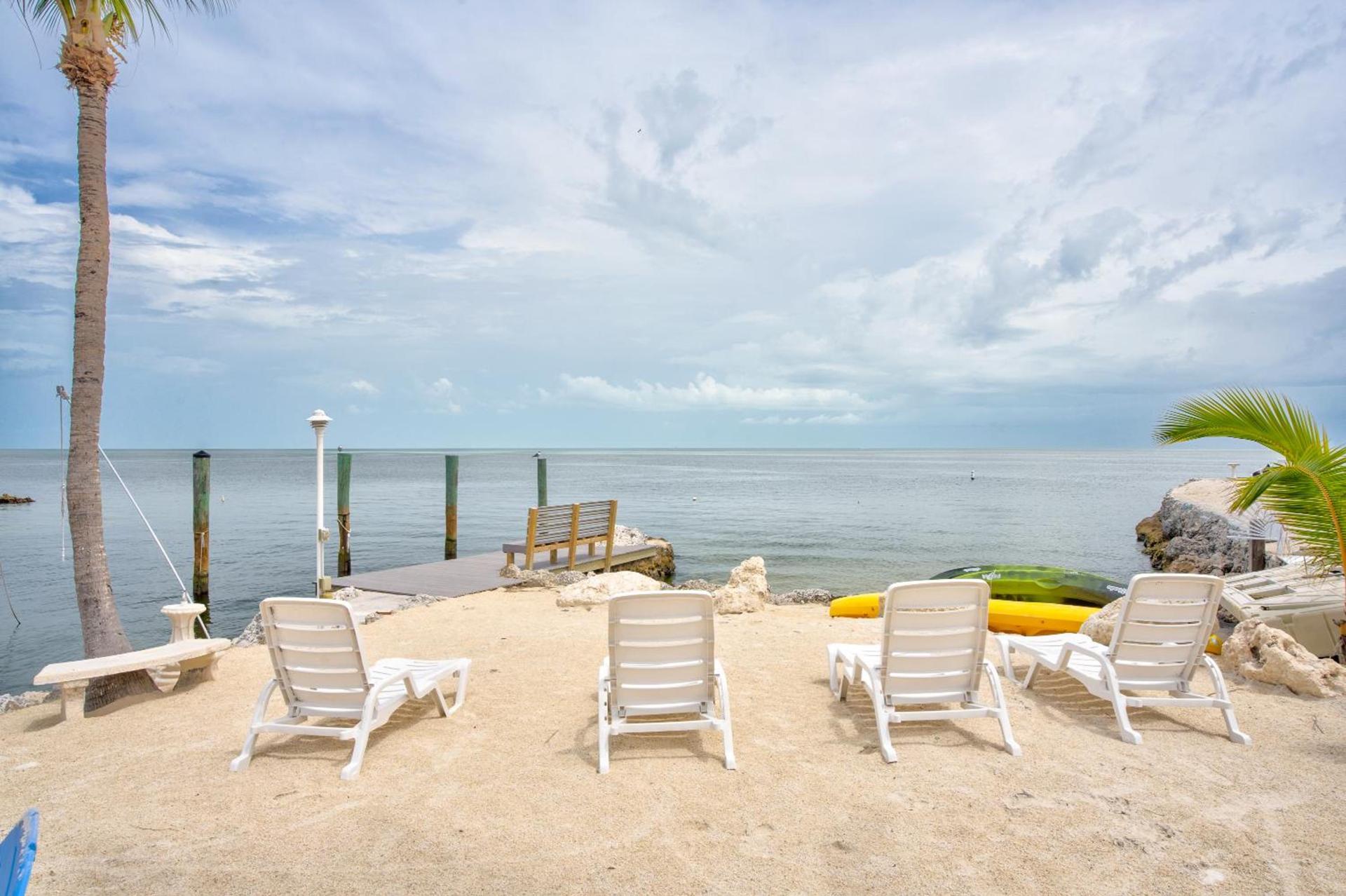 Aqua Lodges at 47th Street photo 5