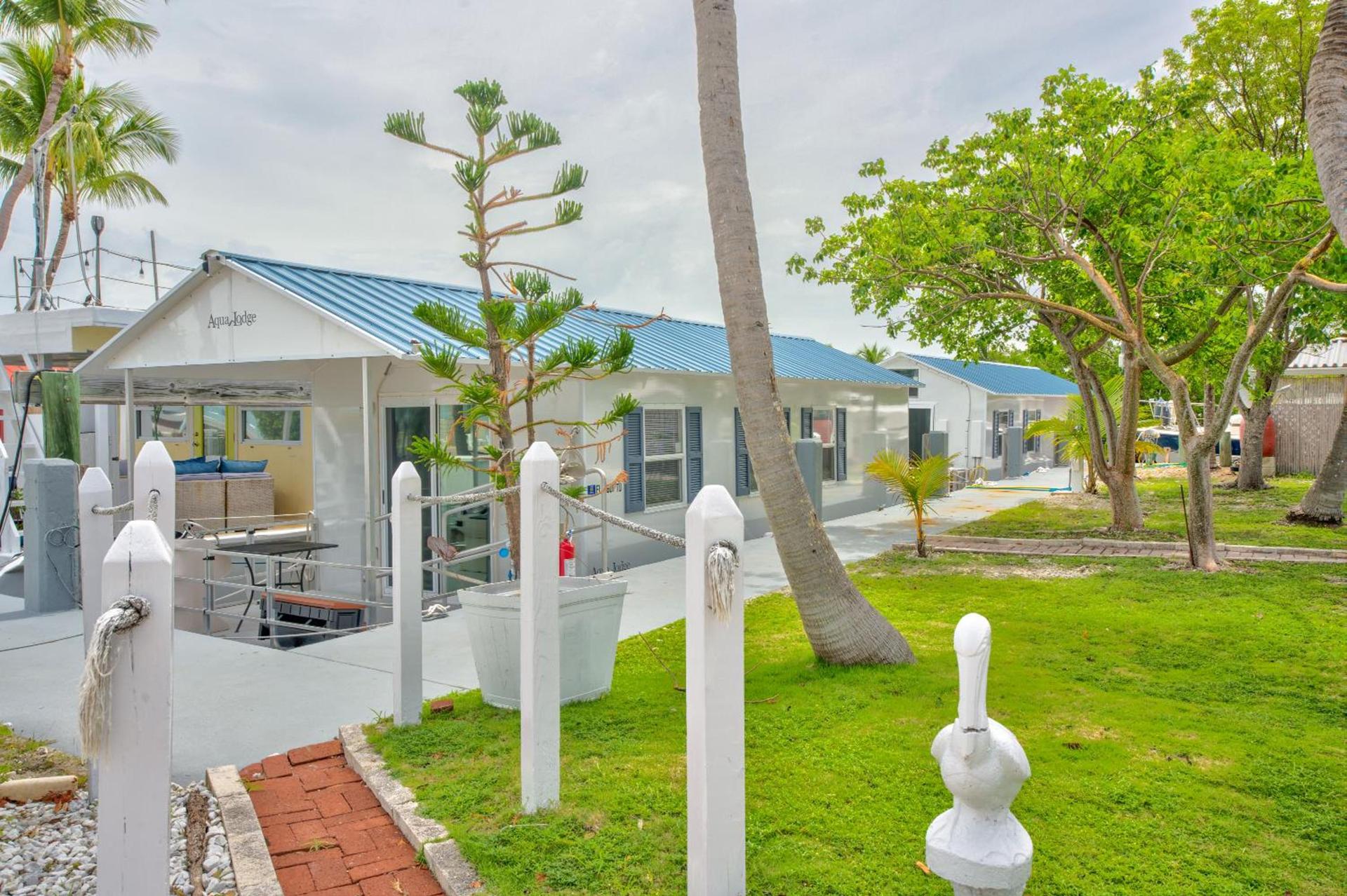 Aqua Lodges at 47th Street photo 1