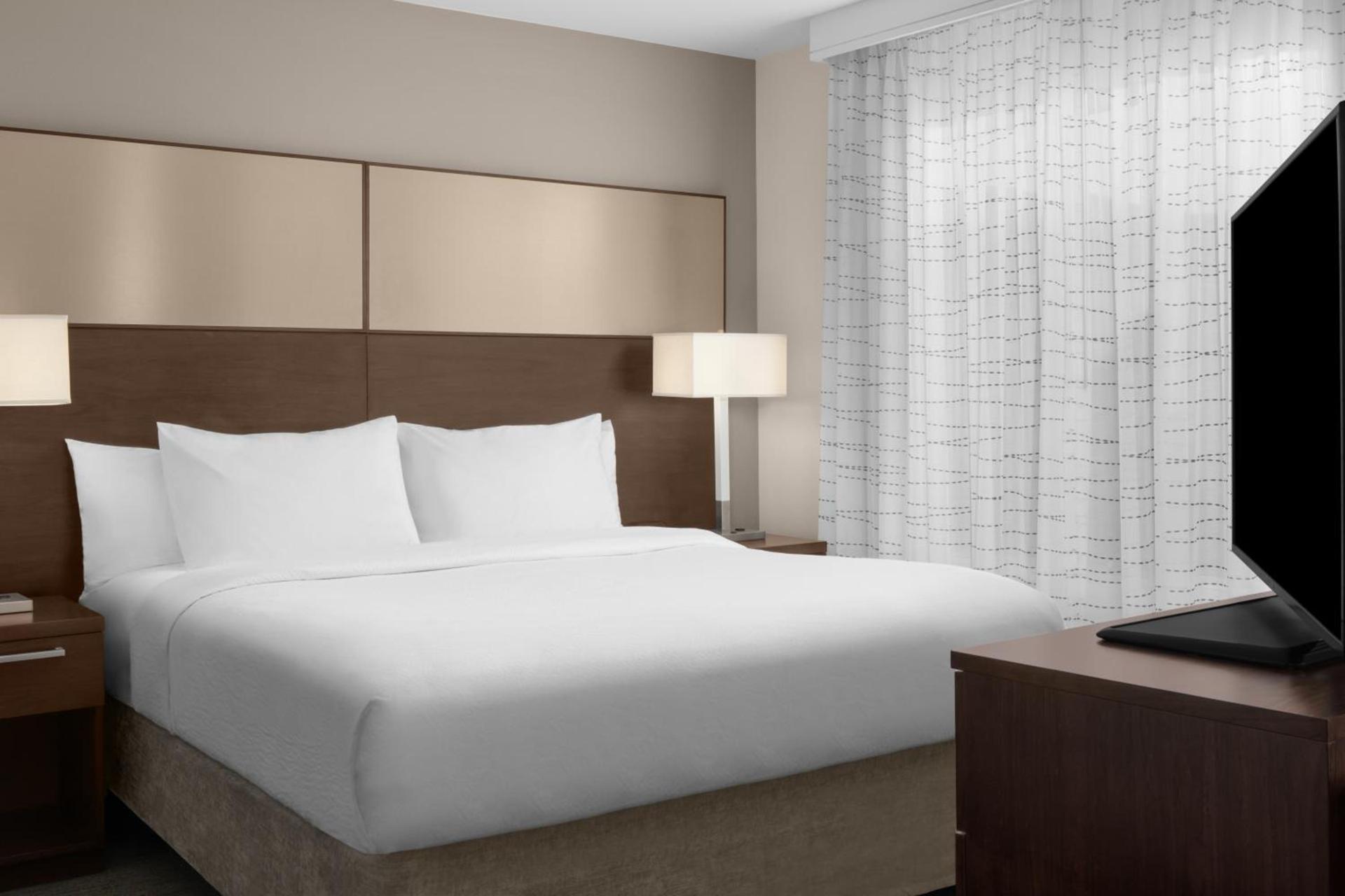 Residence Inn by Marriott Santa Clarita Valencia photo 4