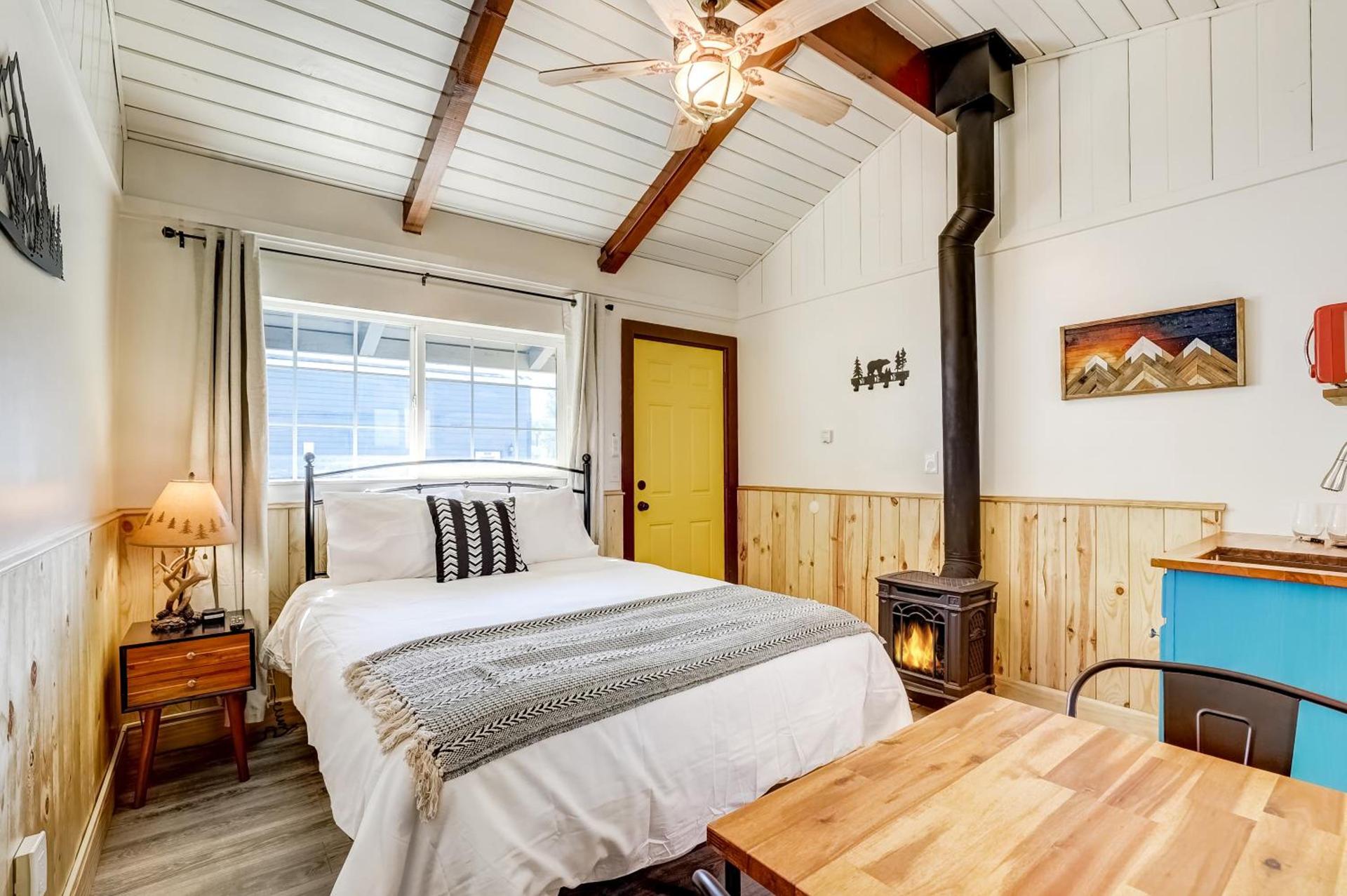 Tahoe Mountain Inn photo 33
