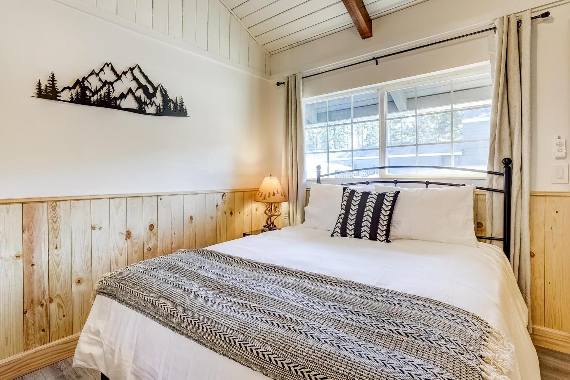Tahoe Mountain Inn photo 53