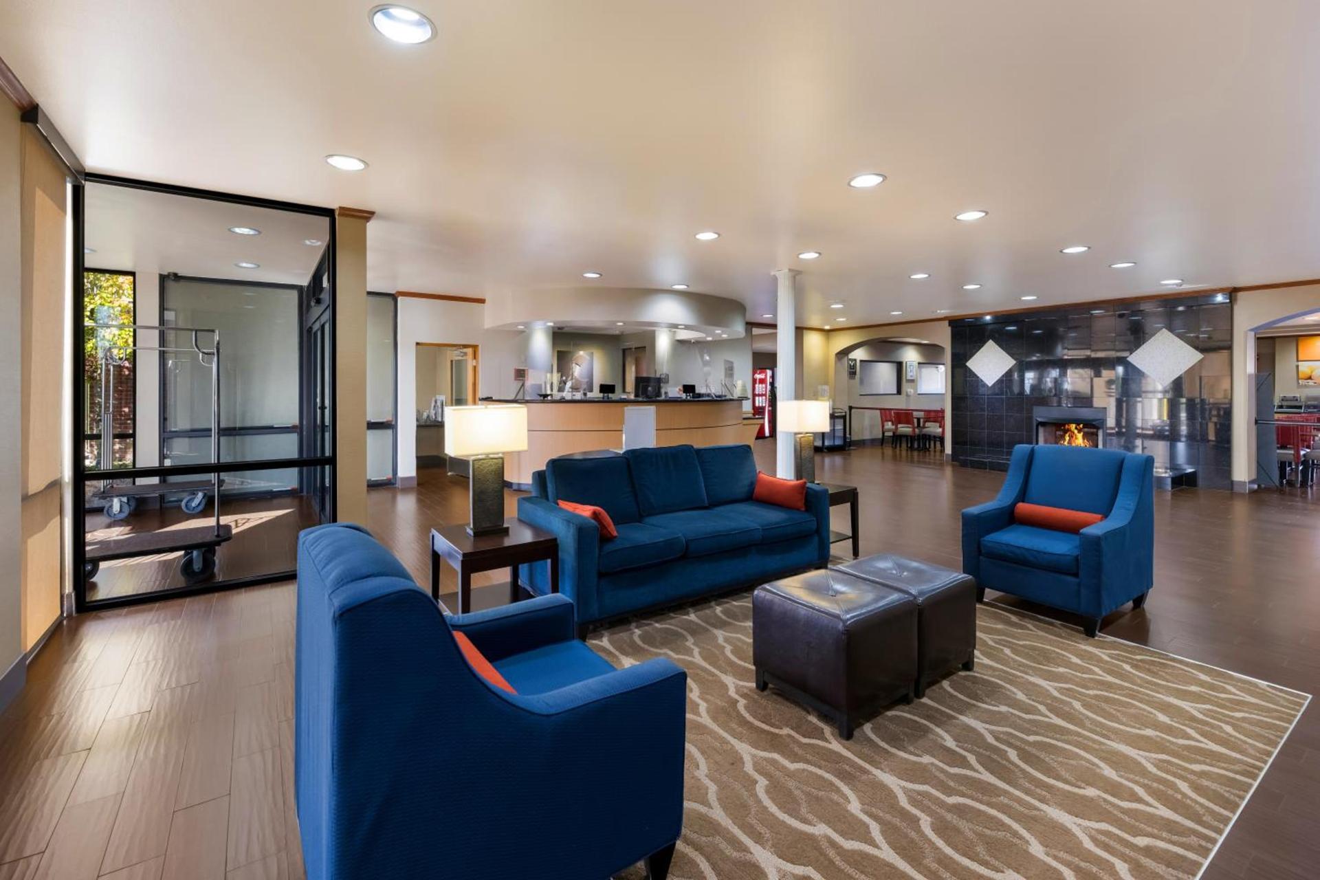 Comfort Suites El Paso West photo 7