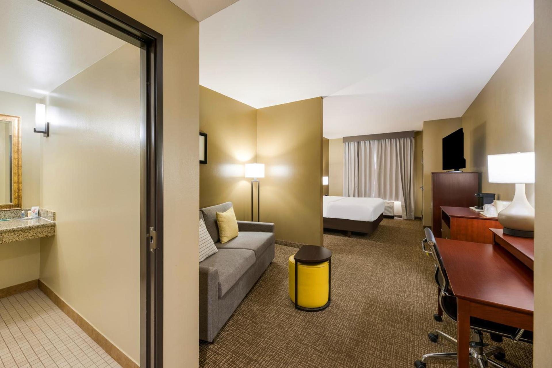 Comfort Suites El Paso West photo 10