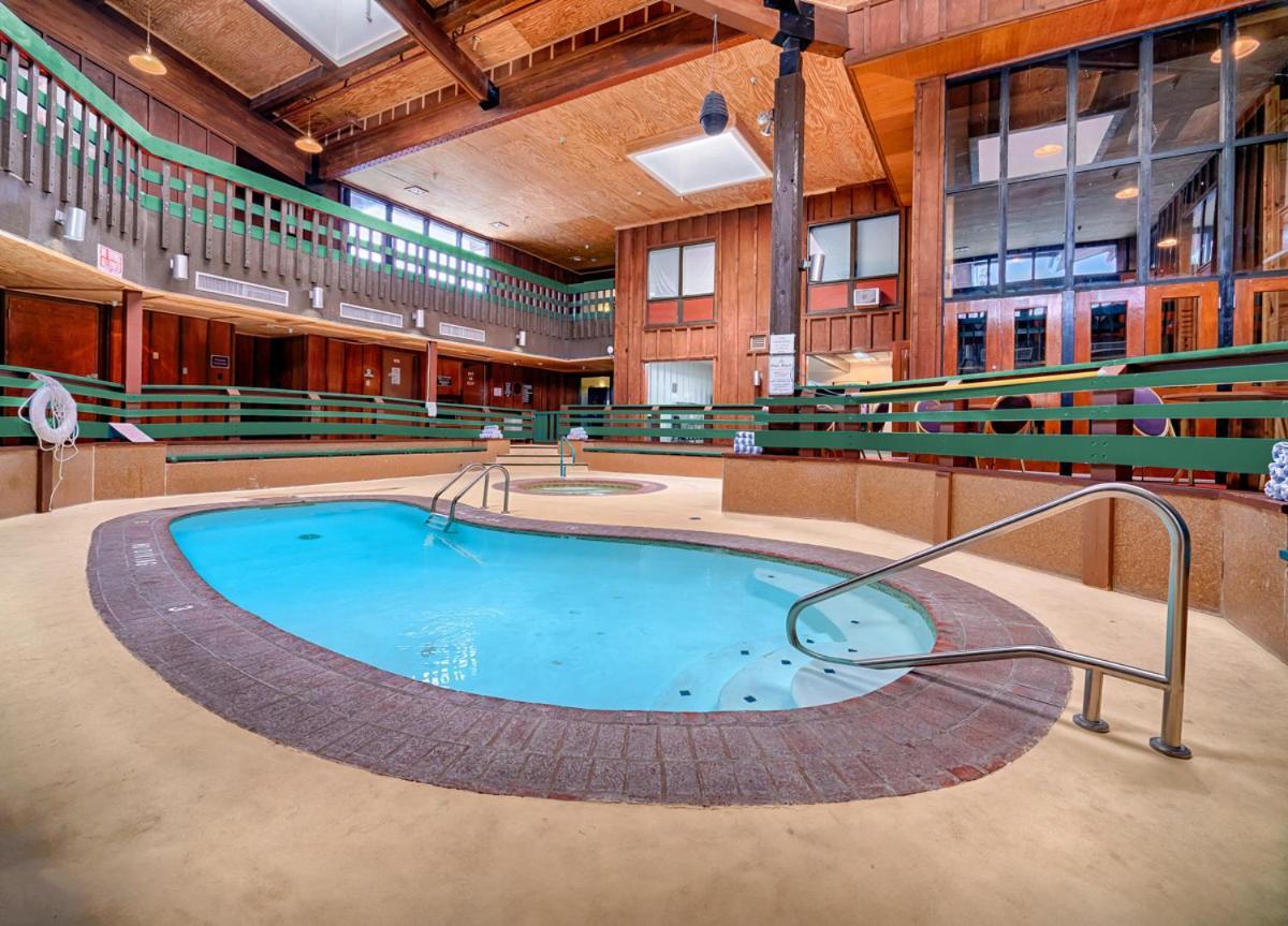 Sunrise Park Lodge photo 1
