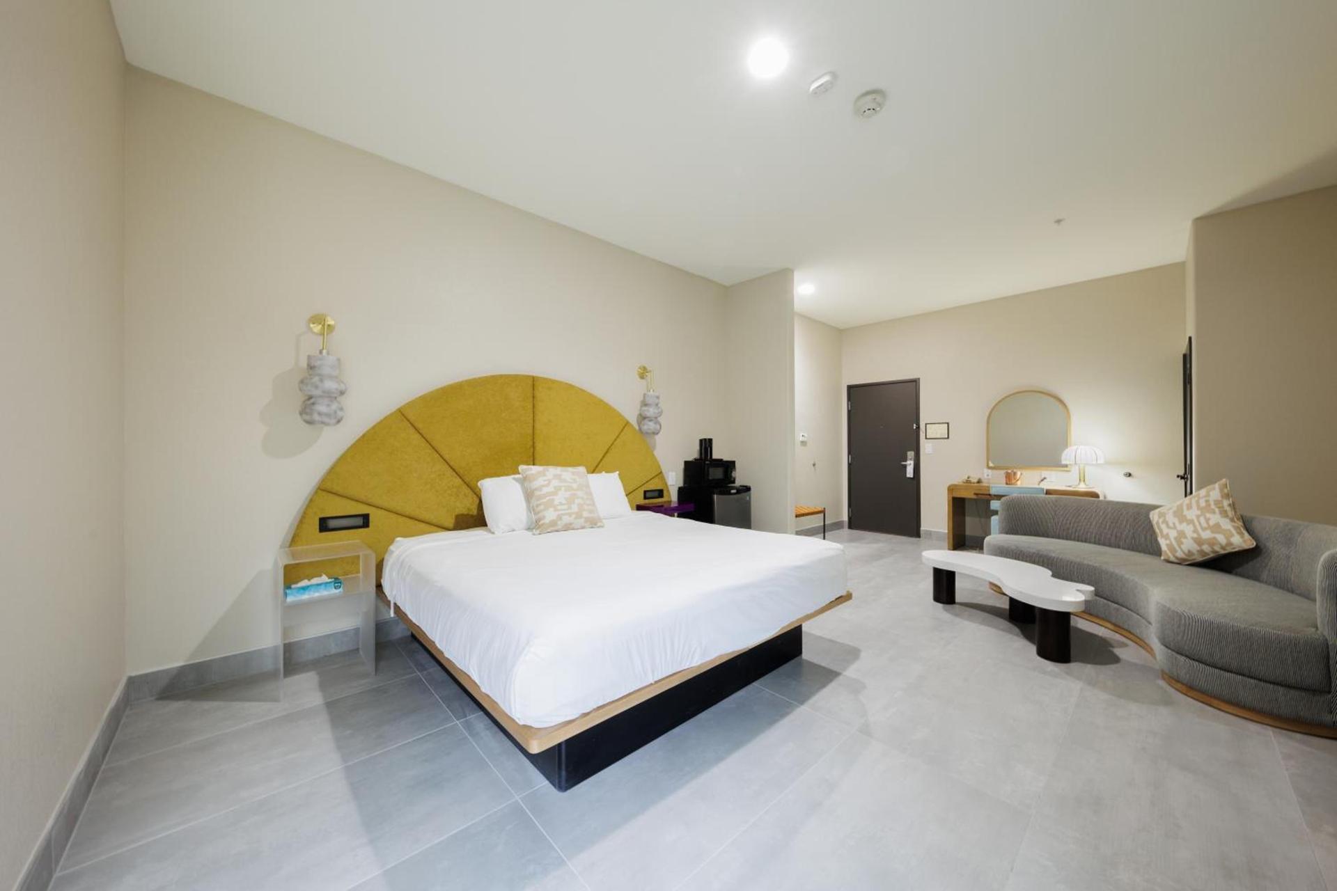 Blanco River Hotel photo 20