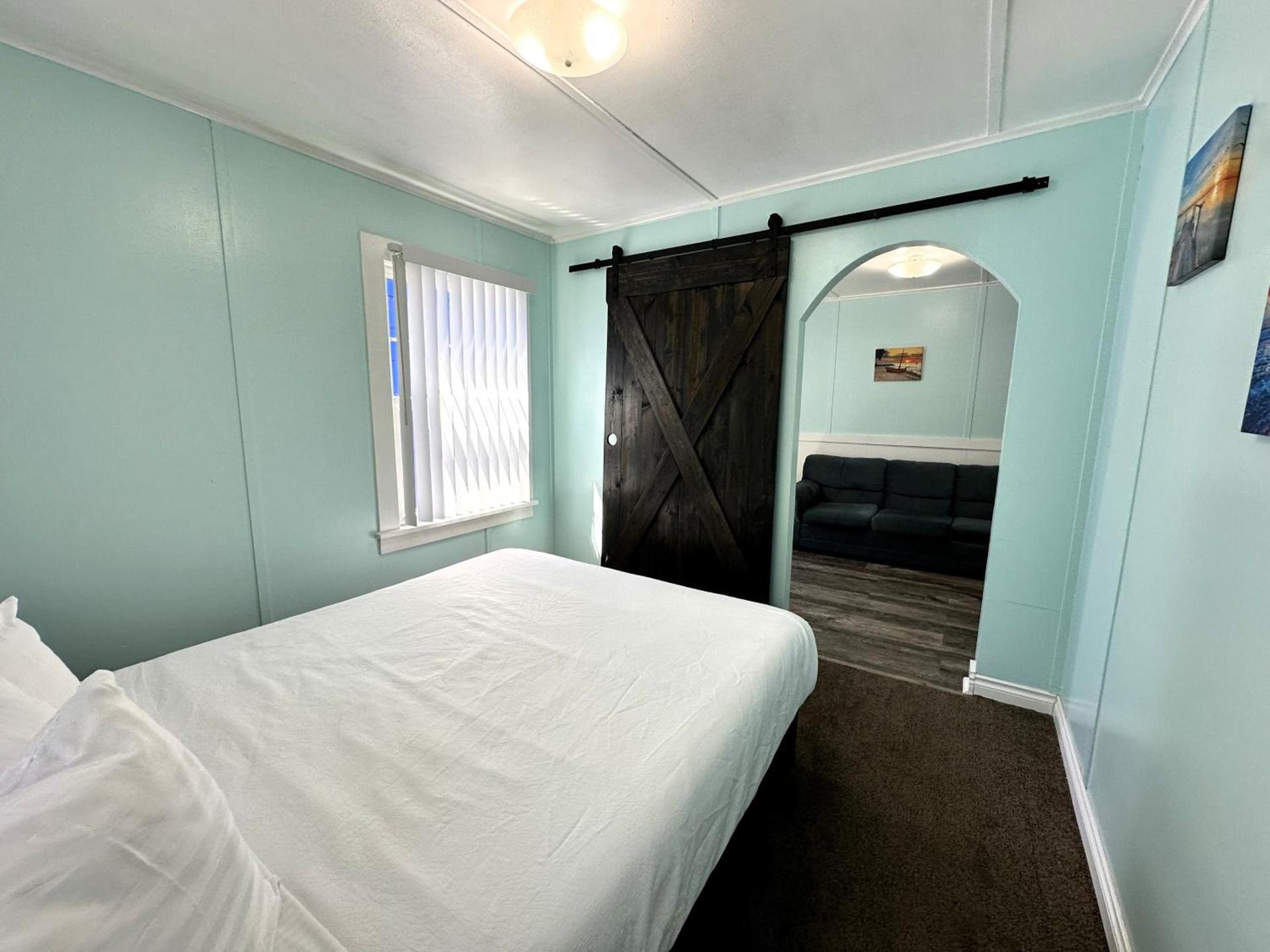 The Anchorage Motel photo 8