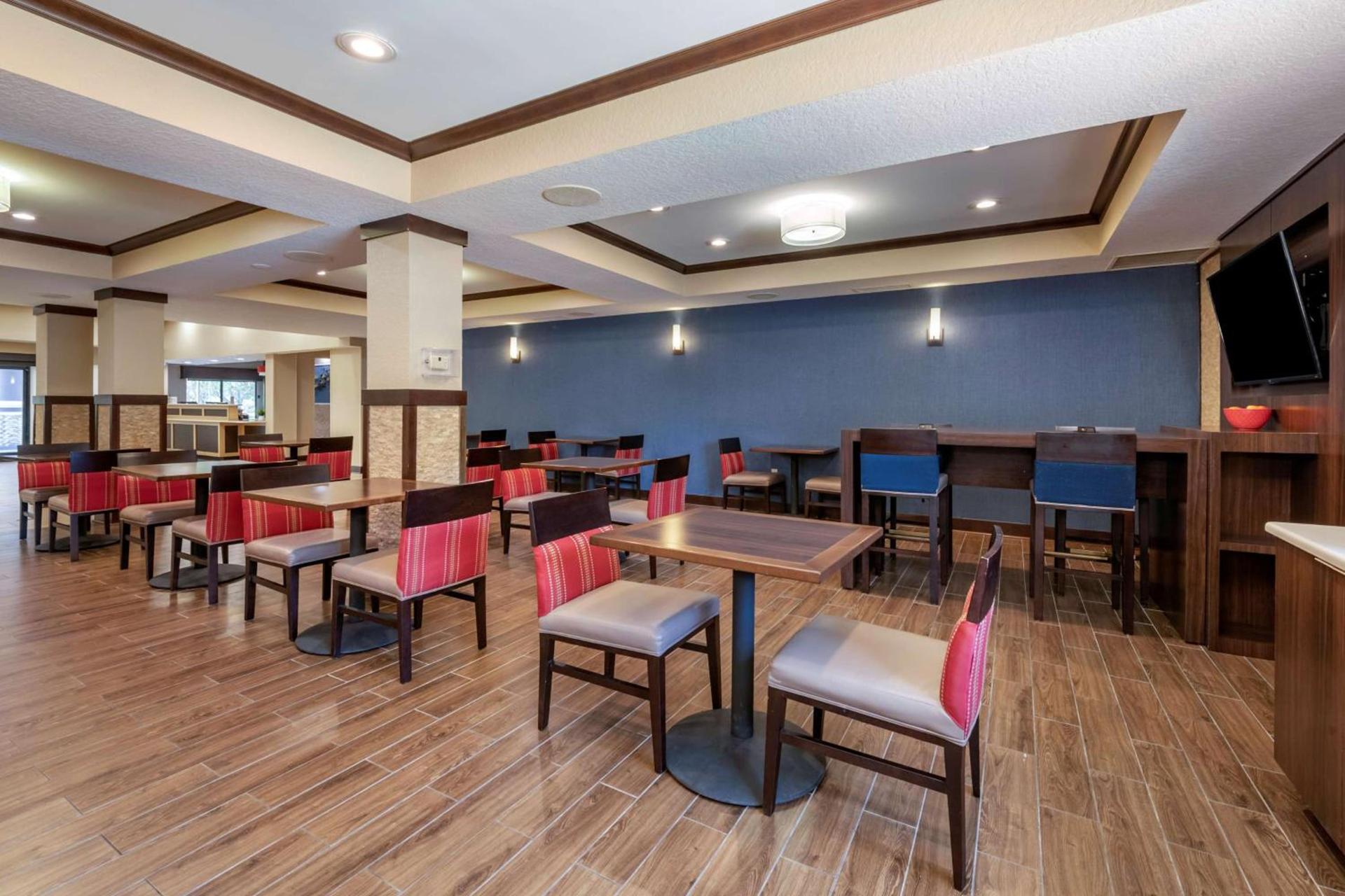 Best Western Plus Orlando East - UCF Area photo 23