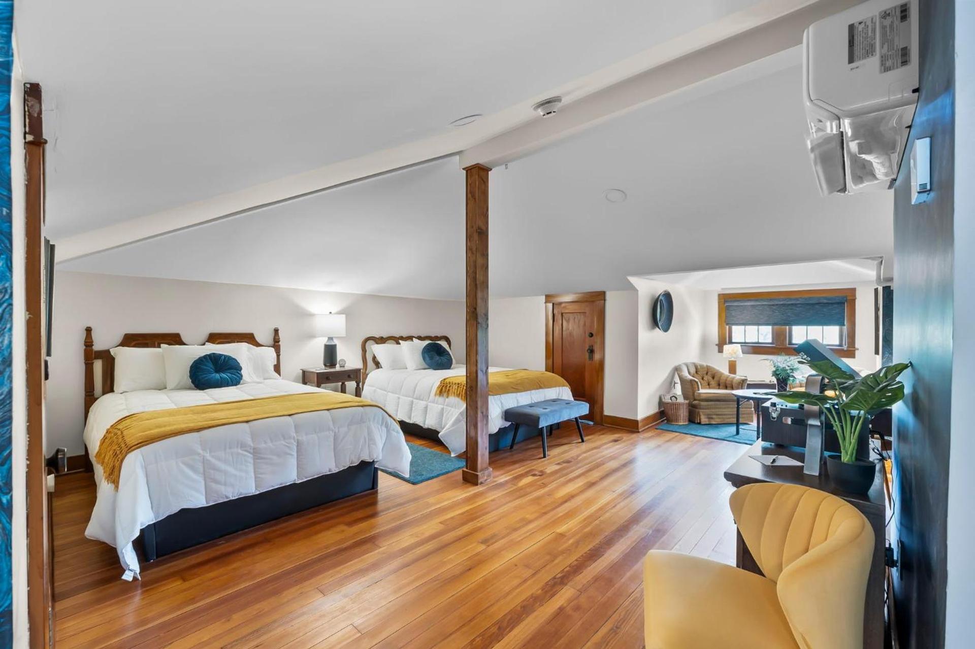 Rockwood Inn photo 42