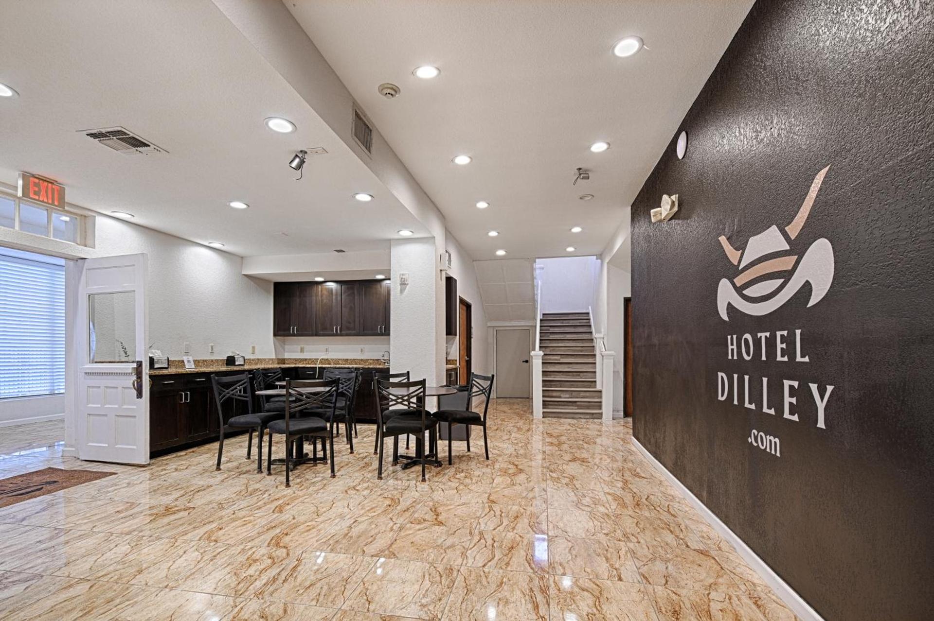 Hotel Dilley Grand photo 6