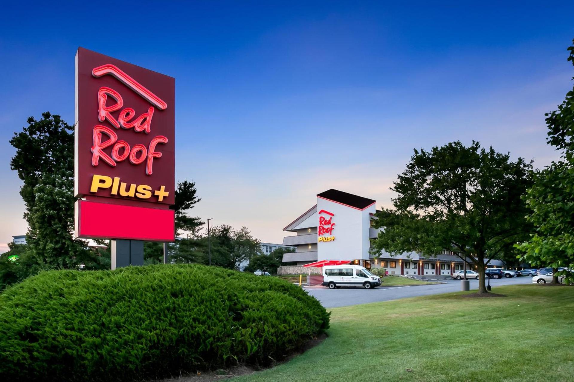 Red Roof Inn PLUS+ Baltimore-Washington DC/BWI Airport photo 3