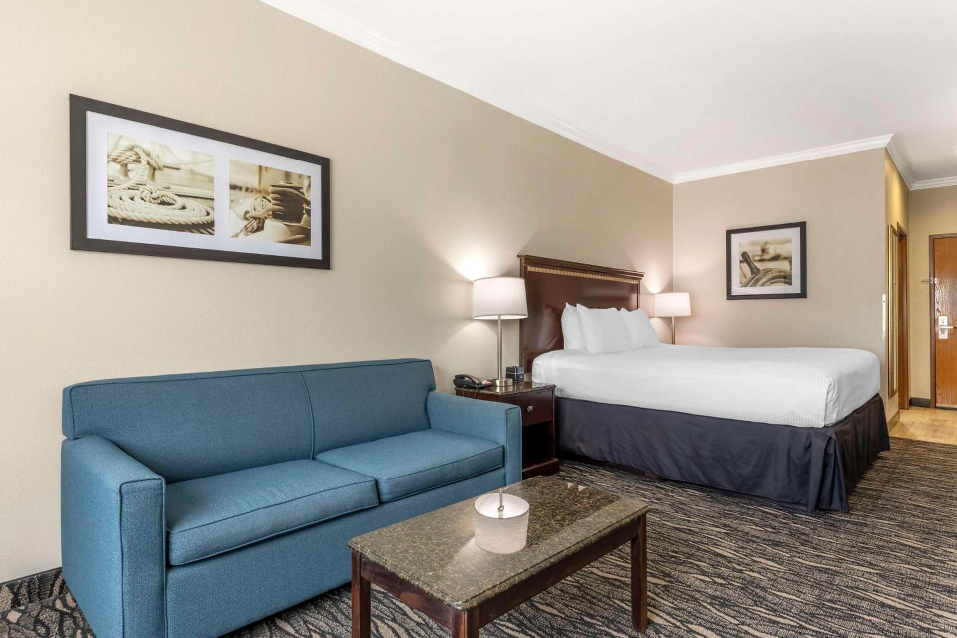 Best Western Plus Lake Worth Inn & Suites photo 13
