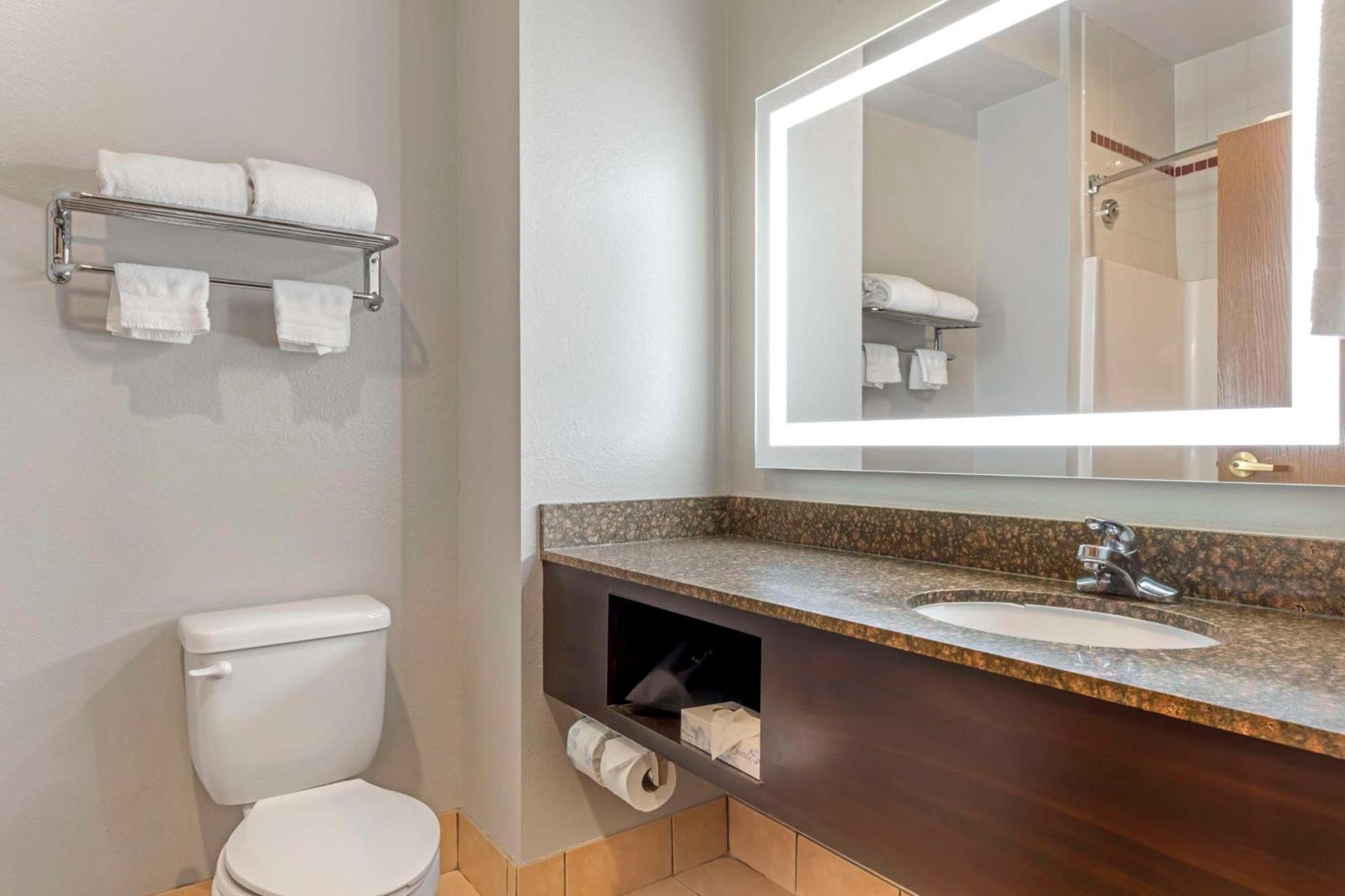 Best Western Plus Lake Worth Inn & Suites photo 15