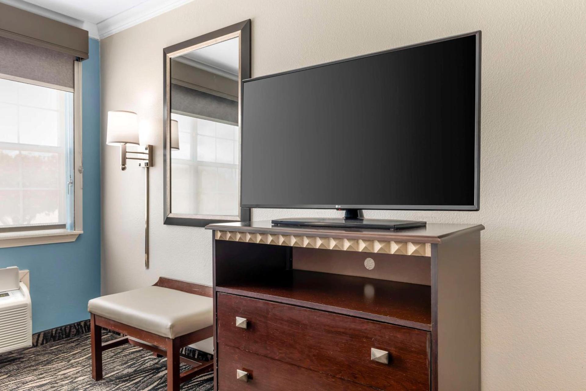 Best Western Plus Lake Worth Inn & Suites photo 20