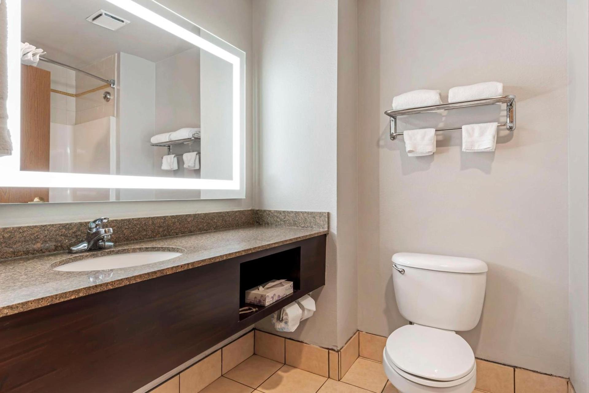 Best Western Plus Lake Worth Inn & Suites photo 22