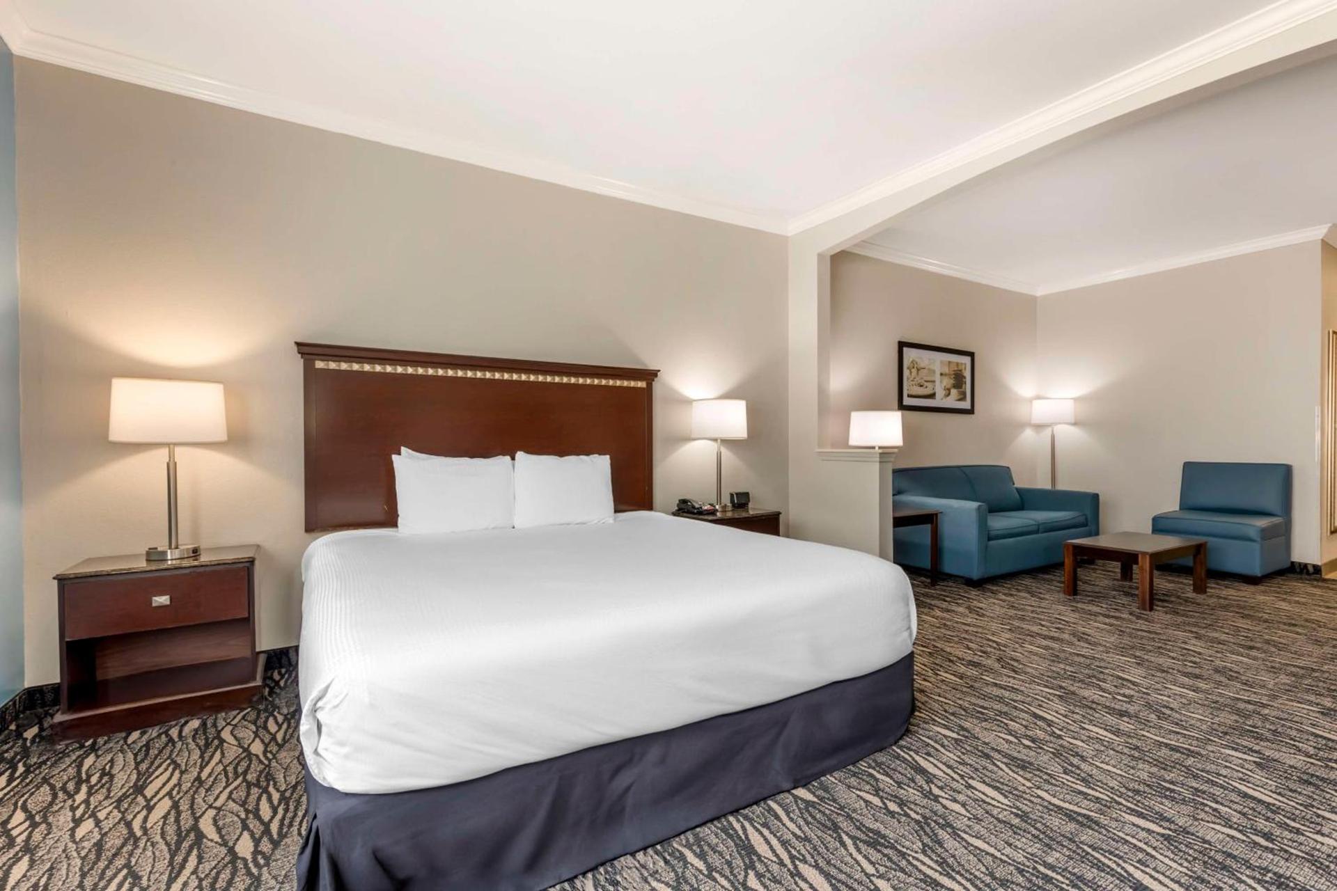 Best Western Plus Lake Worth Inn & Suites photo 27