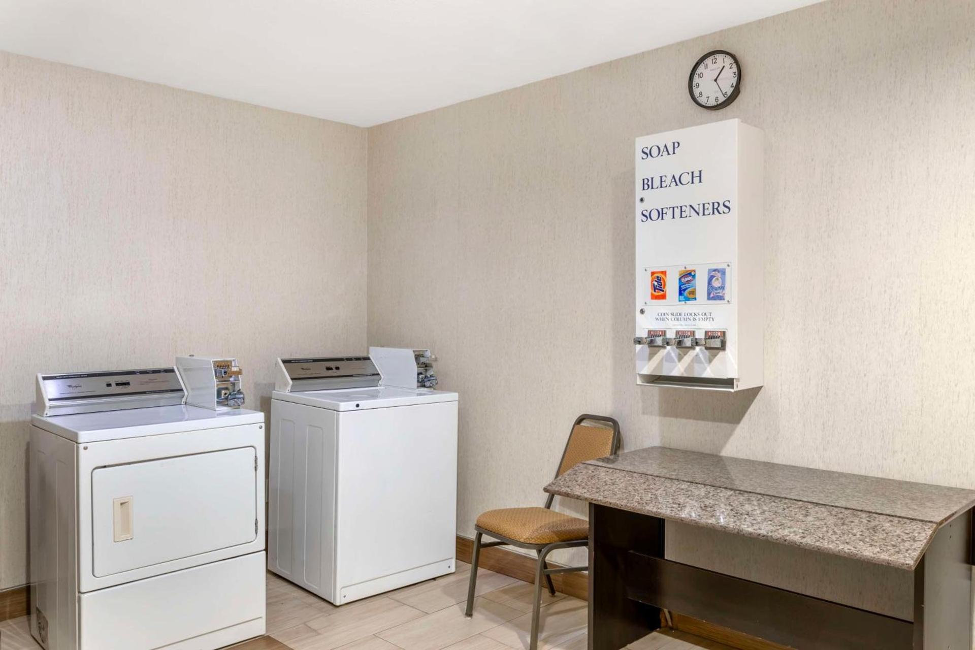 Best Western Plus Lake Worth Inn & Suites photo 33
