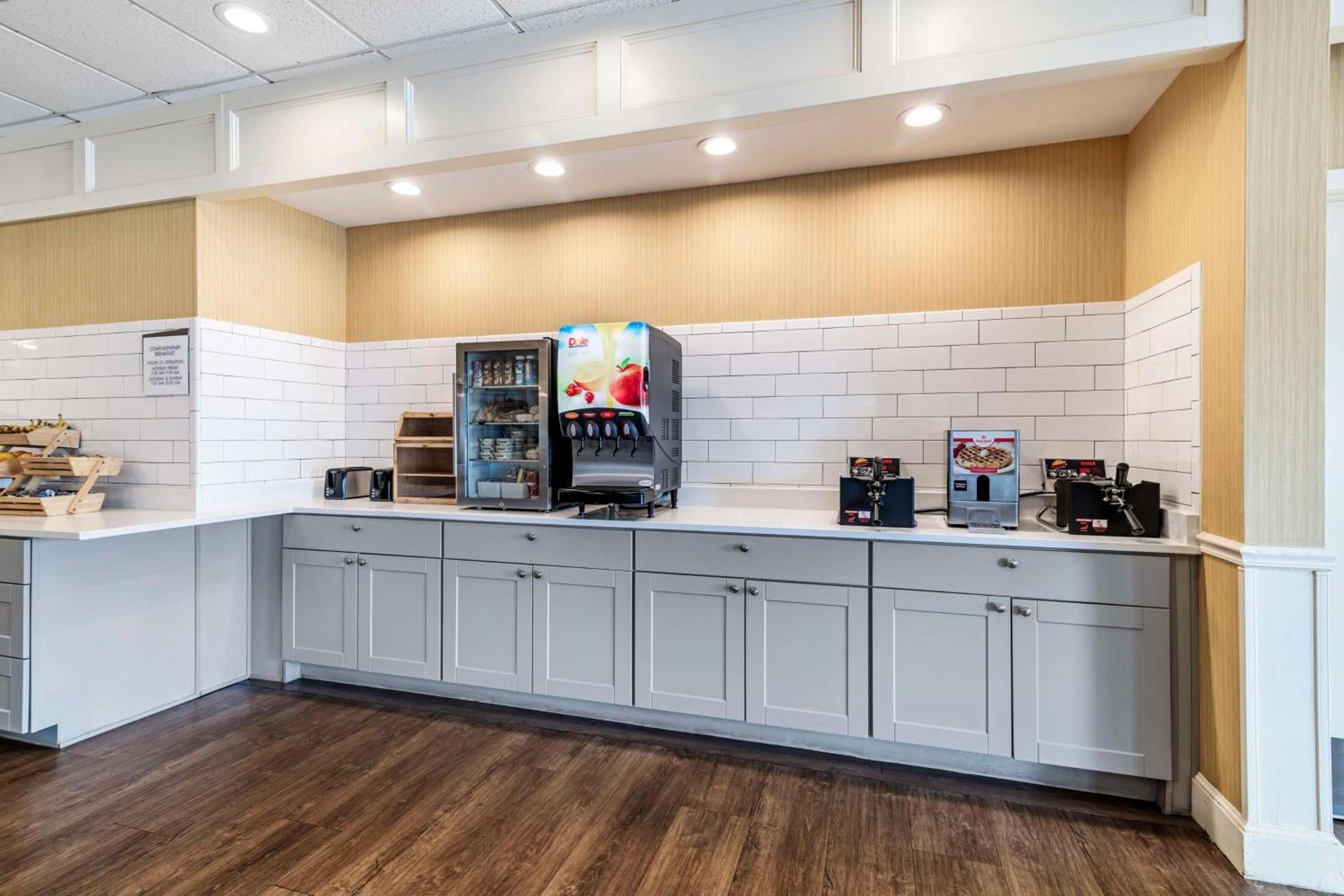 Best Western Springfield Hotel photo 13