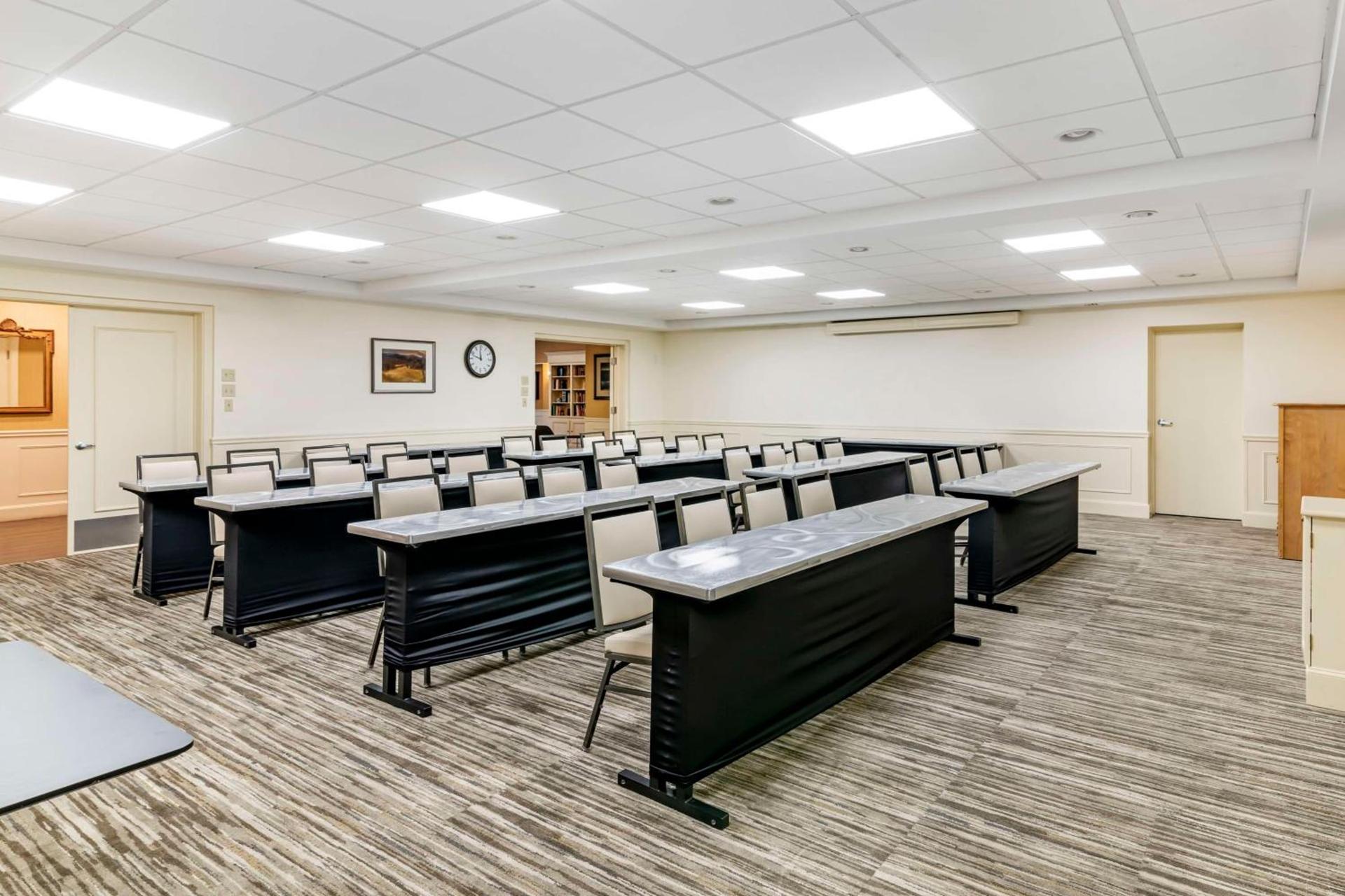 Best Western Springfield Hotel photo 19