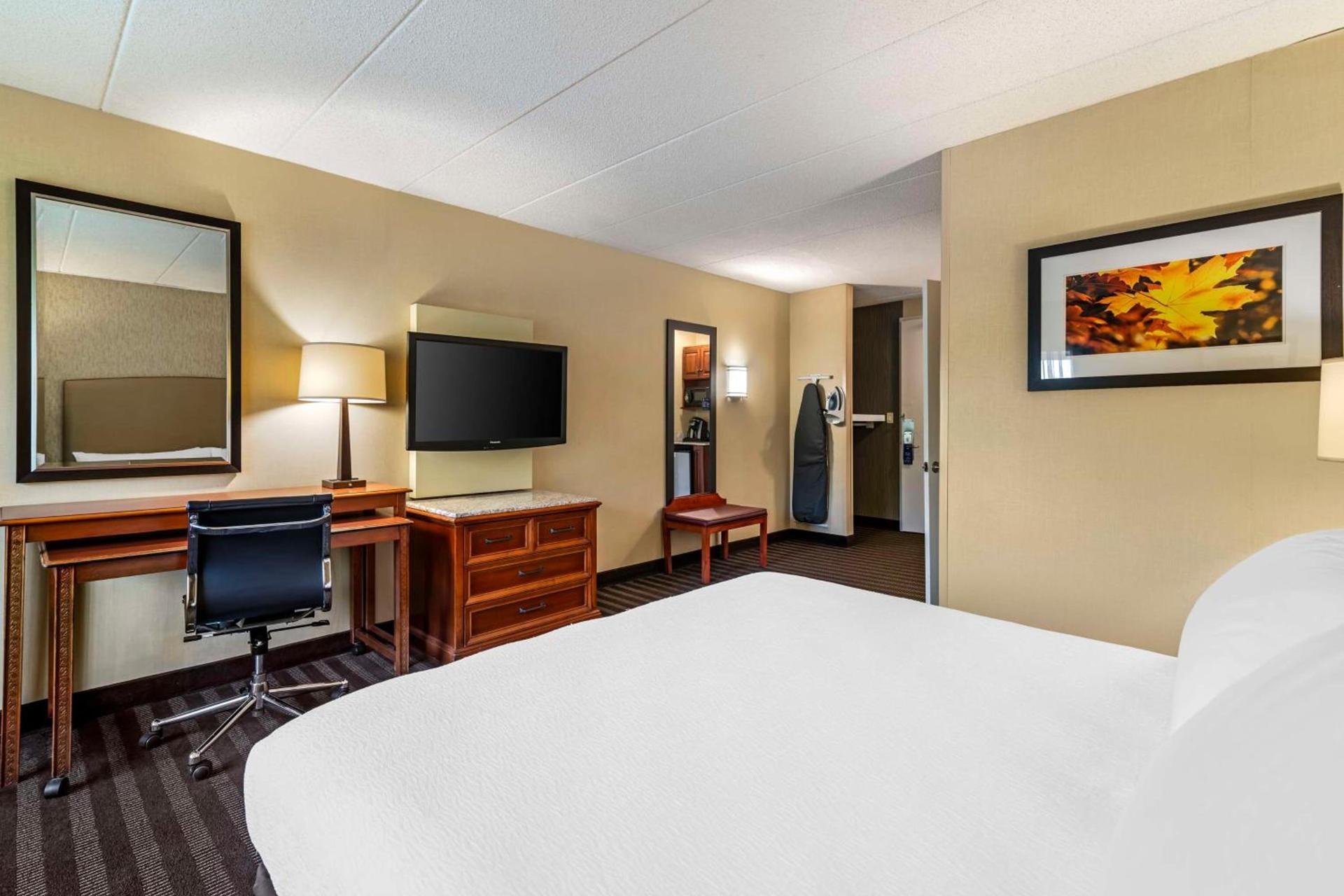 Best Western Springfield Hotel photo 40