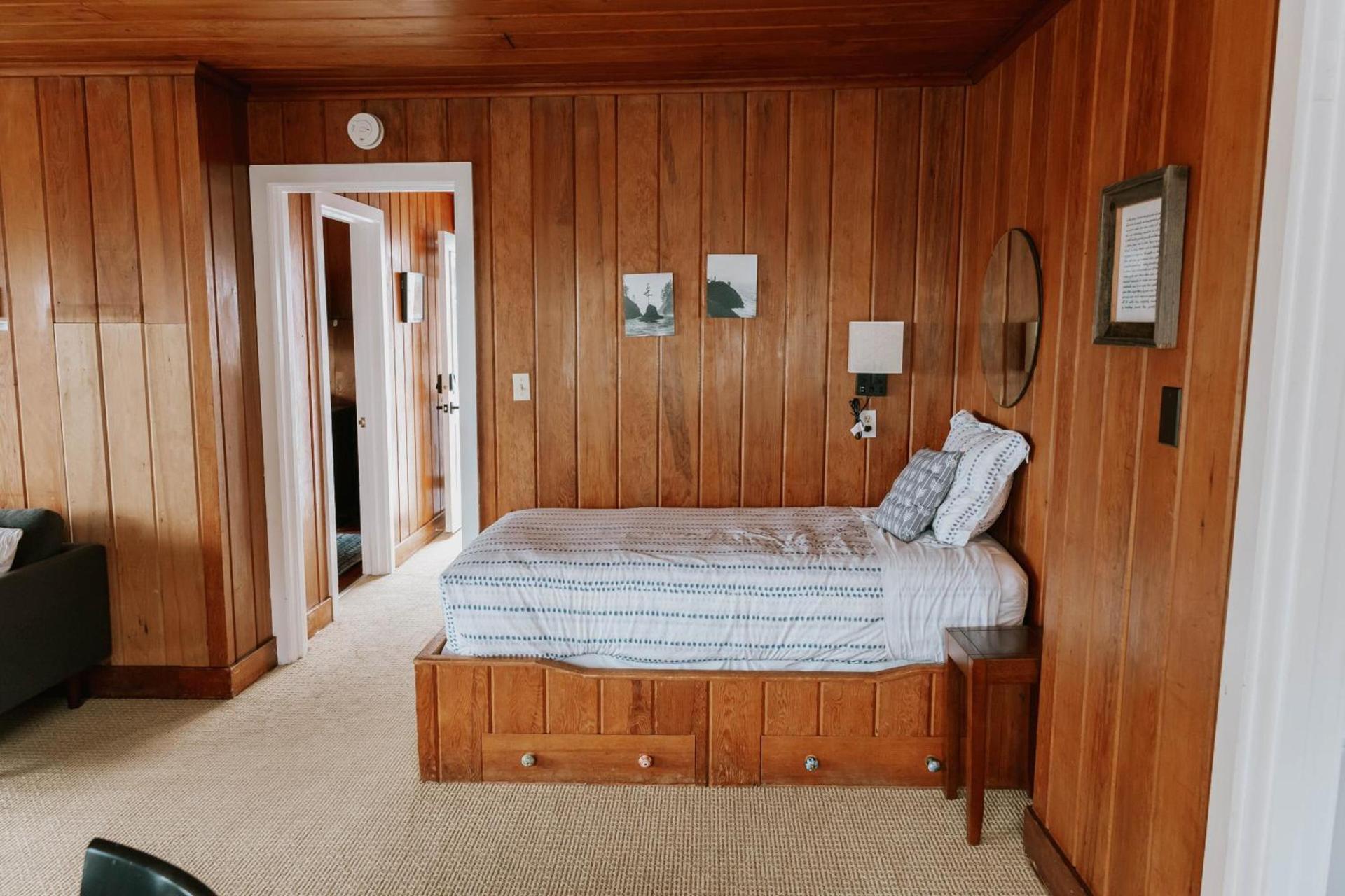 Inn at Arch Cape photo 53