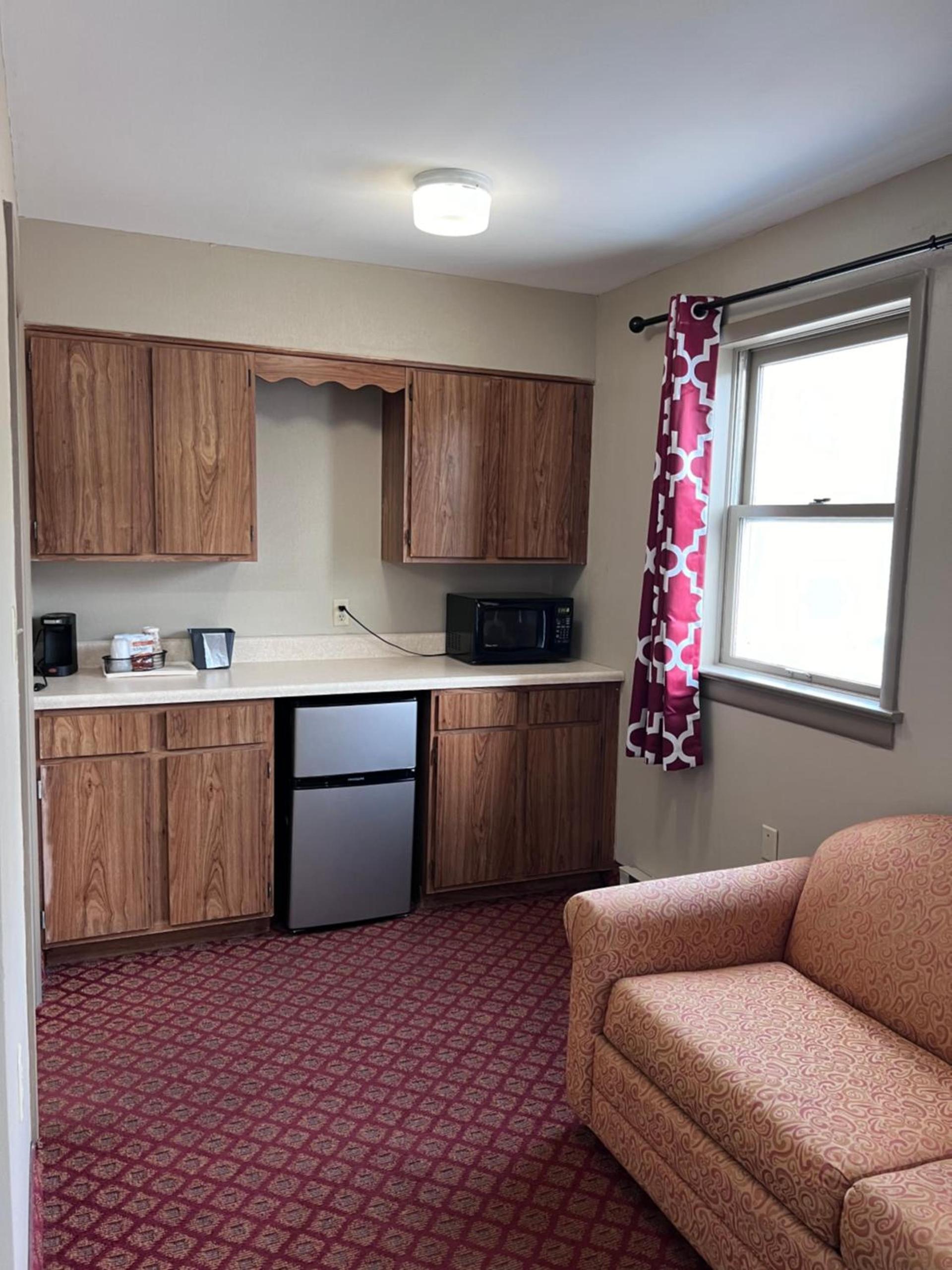 Rodeway Inn & Suites Hershey Chocolate Avenue photo 48