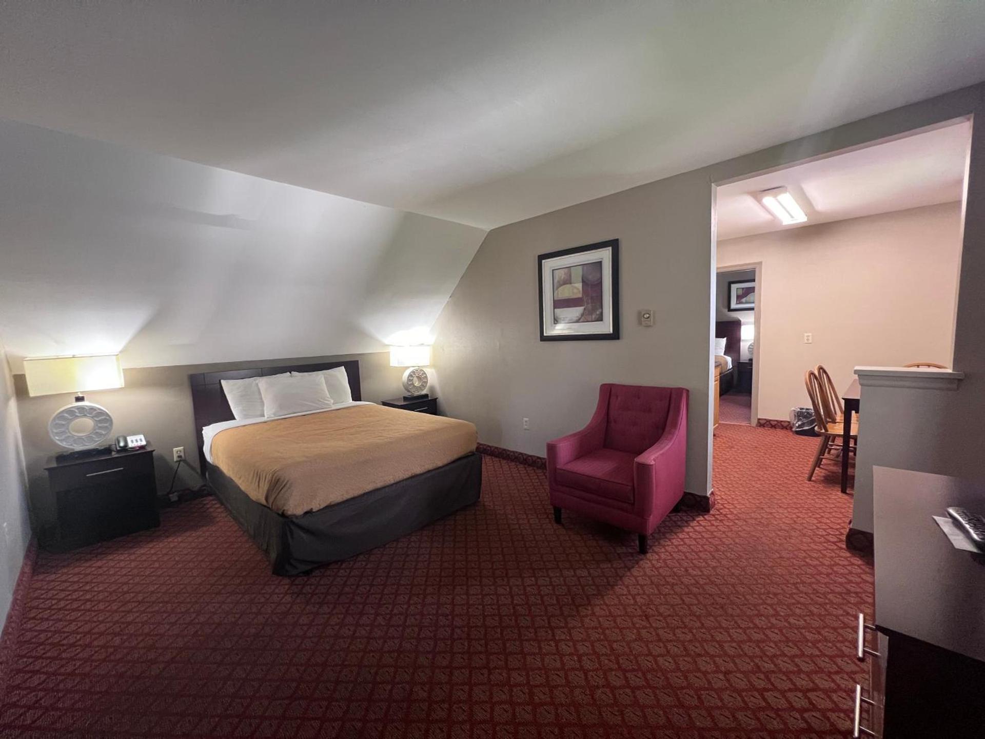 Rodeway Inn & Suites Hershey Chocolate Avenue photo 56