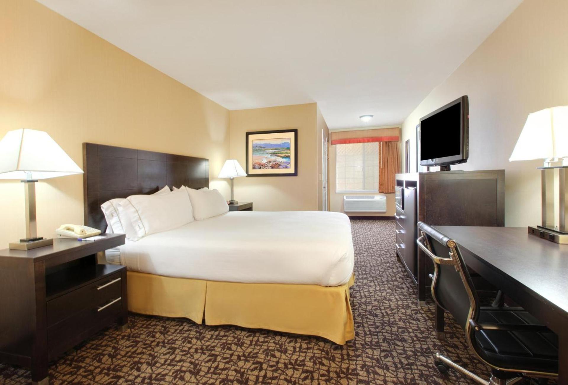 Holiday Inn Express Oakdale by IHG photo 19