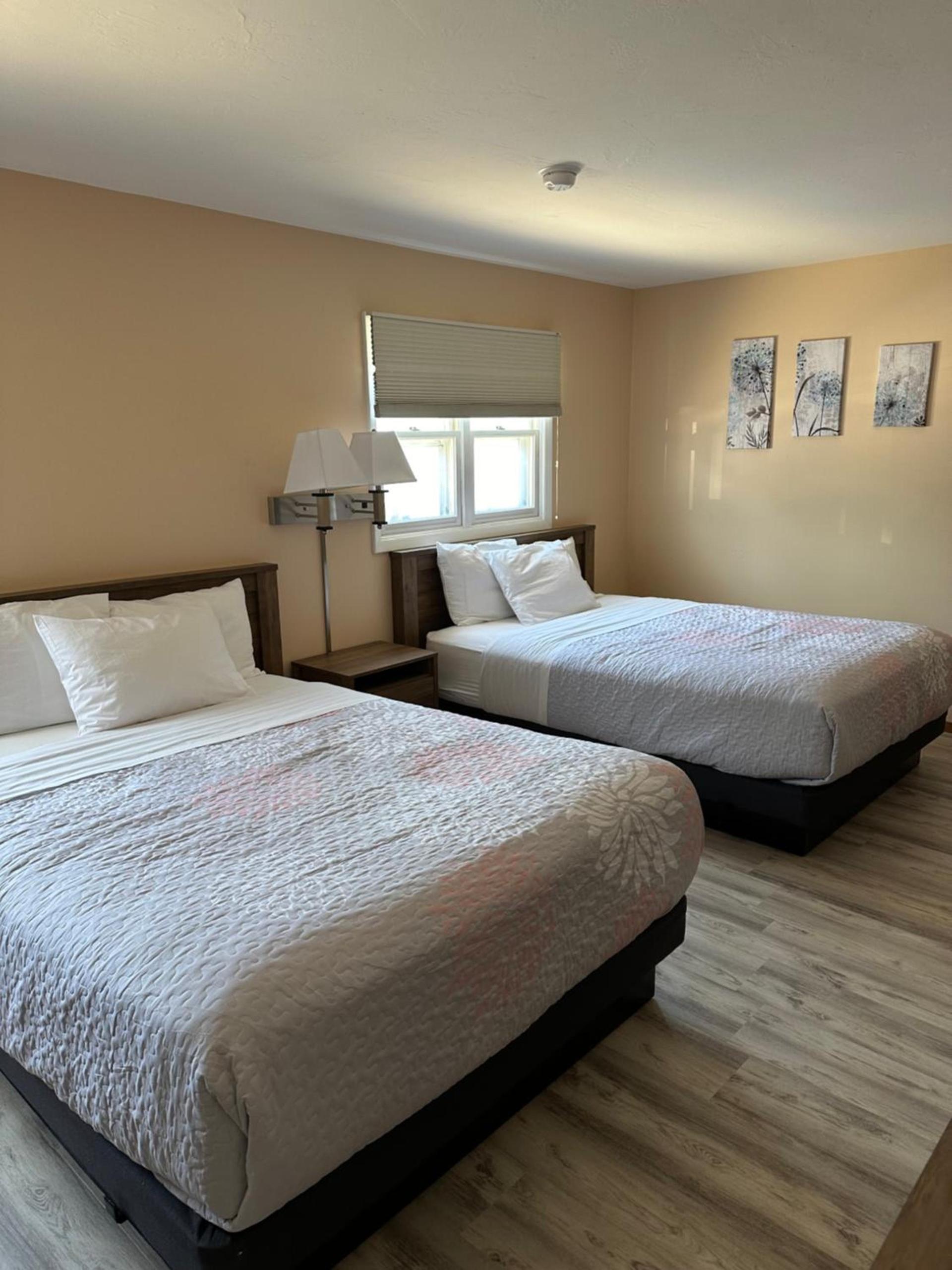 DownTown Inn photo 42