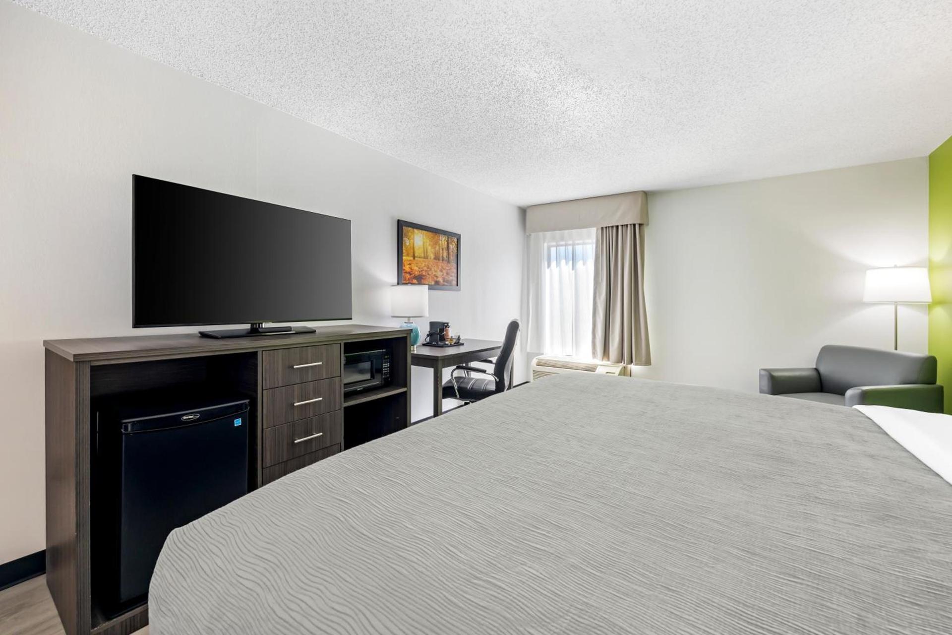Quality Inn Clarksville - Exit 11 photo 38