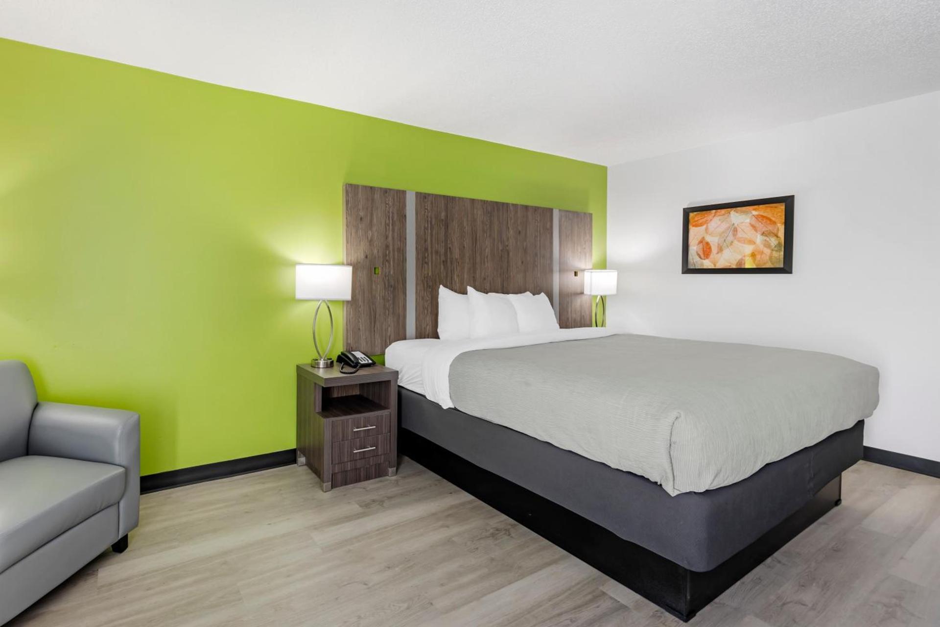 Quality Inn Clarksville - Exit 11 photo 2