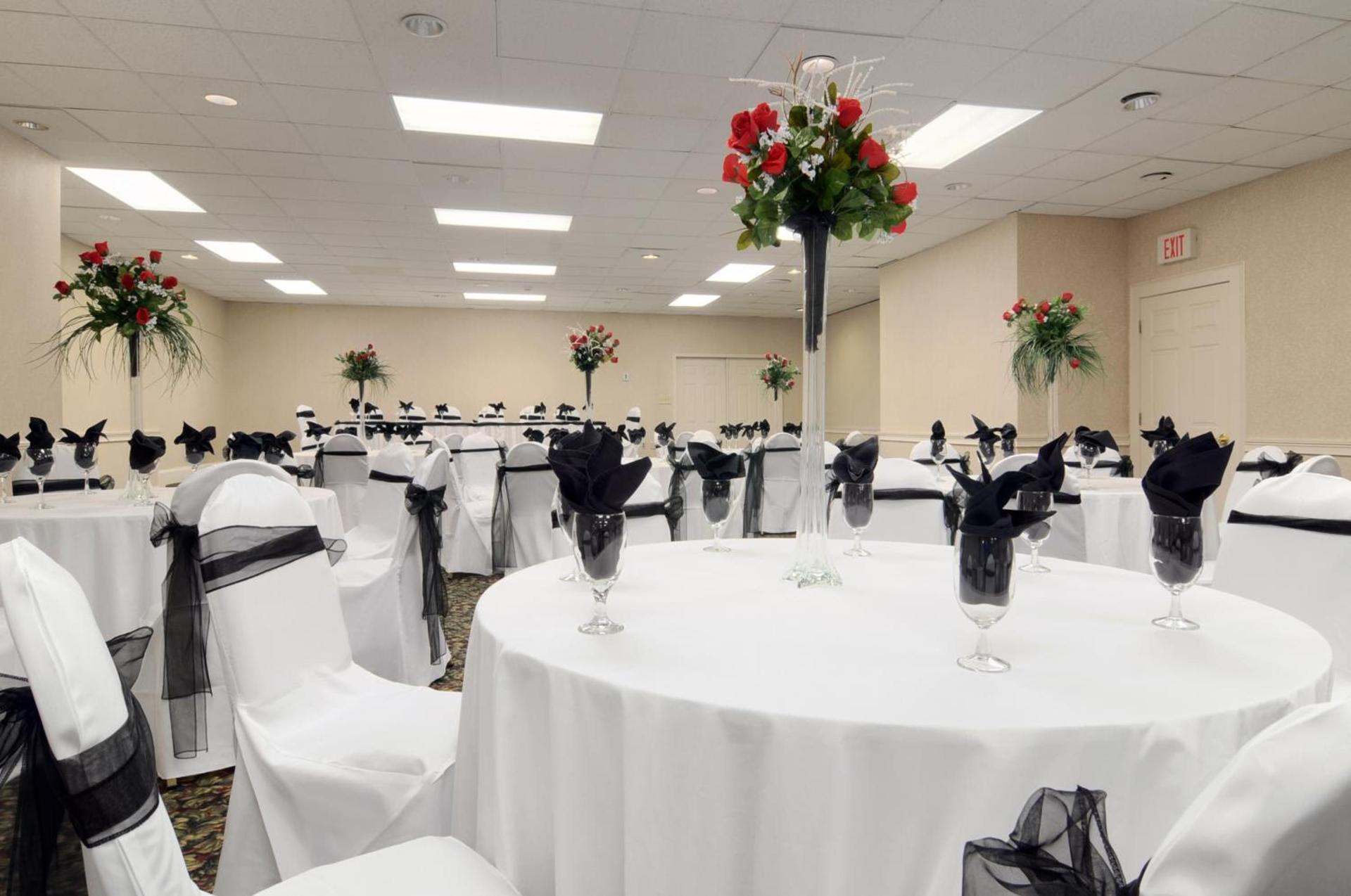 Ramada by Wyndham & Suites Warner Robins photo 32