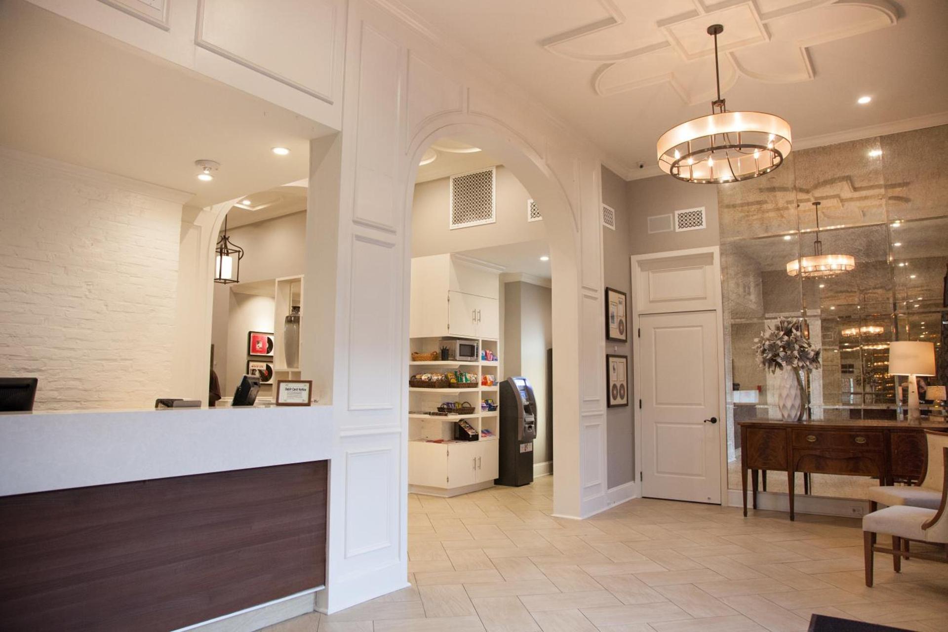 Hotel St. Pierre French Quarter photo 4