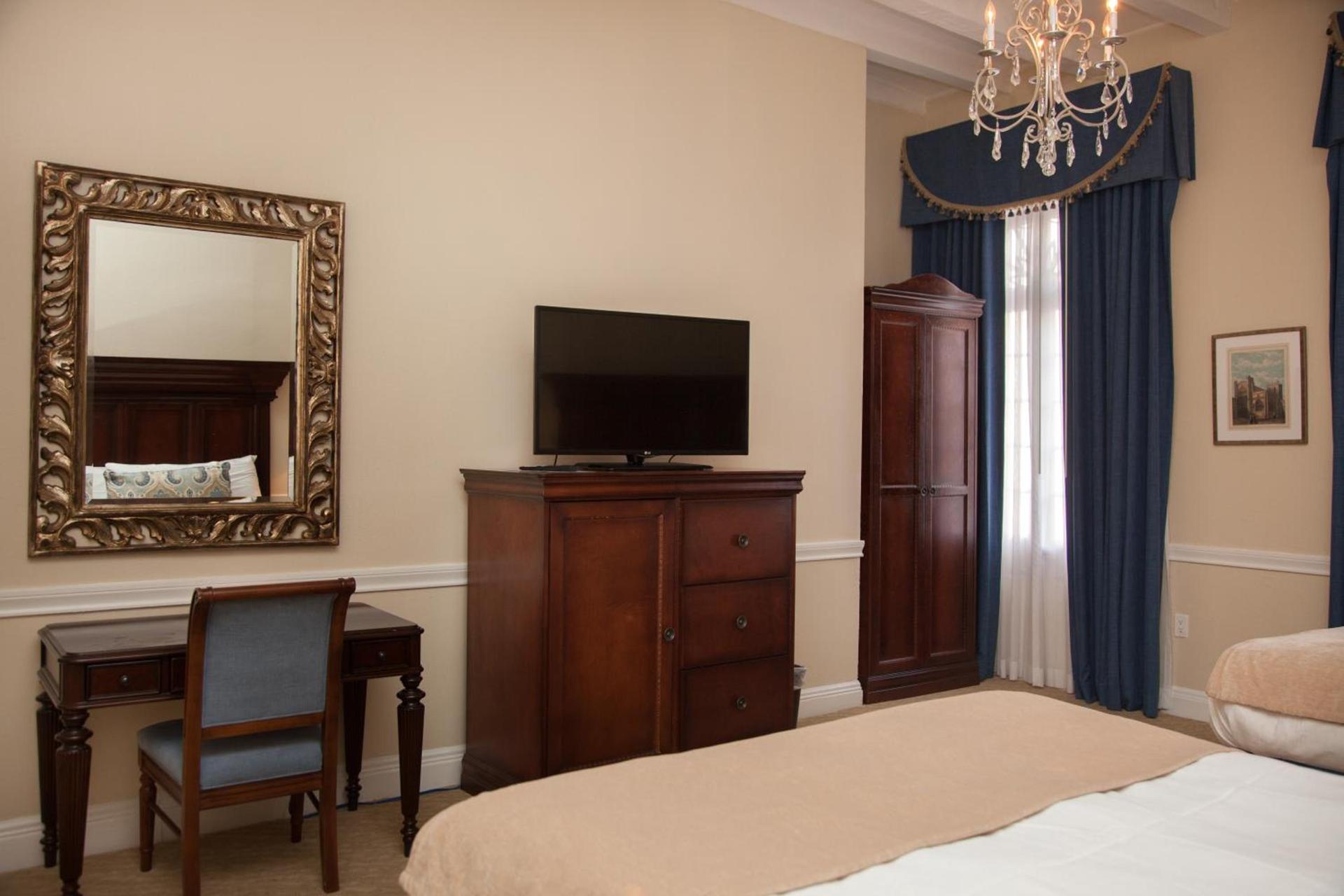 Hotel St. Pierre French Quarter photo 93