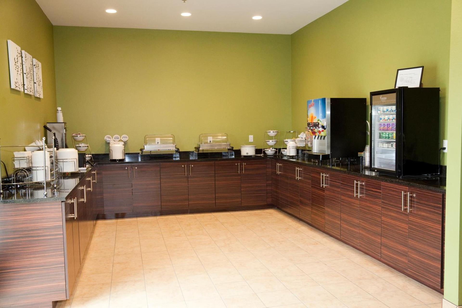 Sleep Inn & Suites Belmont - St. Clairsville photo 2