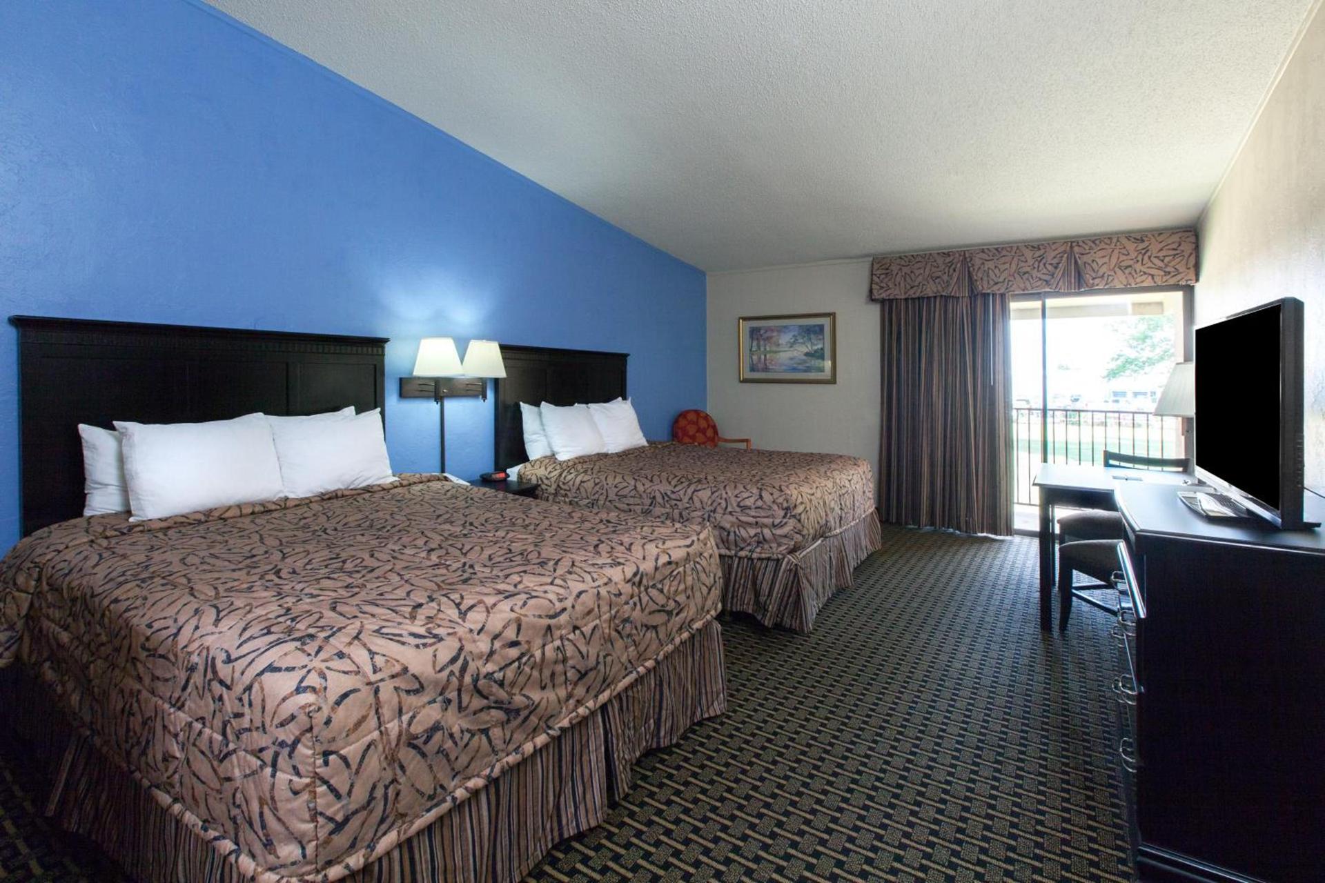 Days Inn by Wyndham Norman photo 19