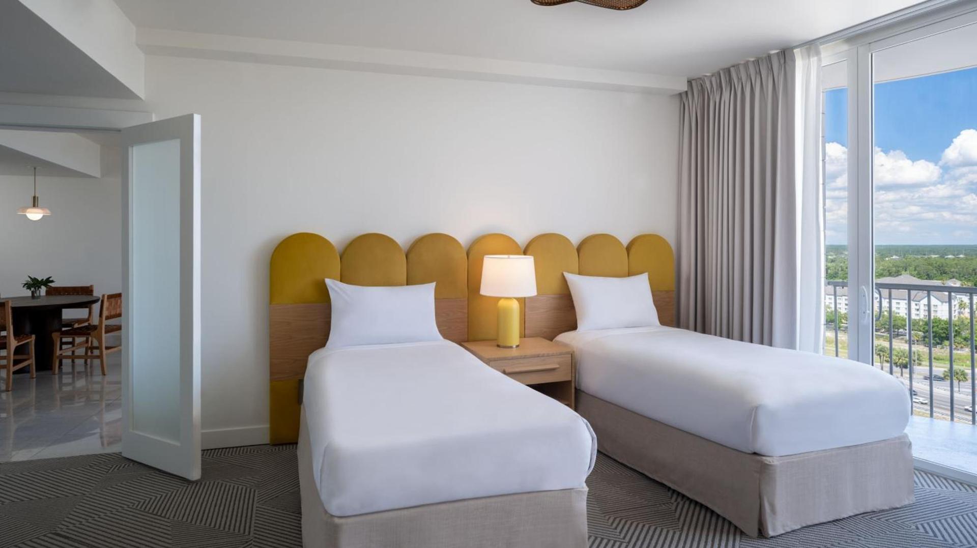 Renaissance Orlando Resort - Disney Springs Area - Free Shuttle to Disney Parks & Early Entry Benefits photo 56