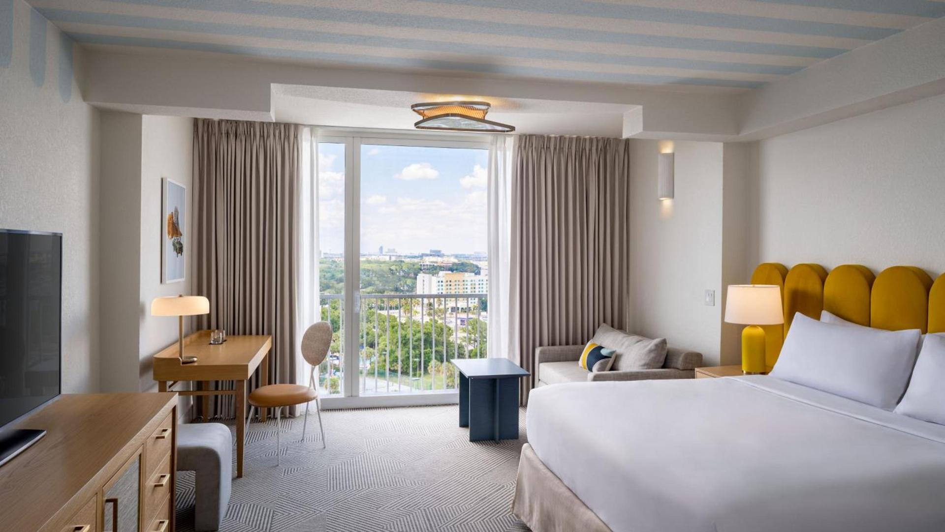 Renaissance Orlando Resort - Disney Springs Area - Free Shuttle to Disney Parks & Early Entry Benefits photo 14