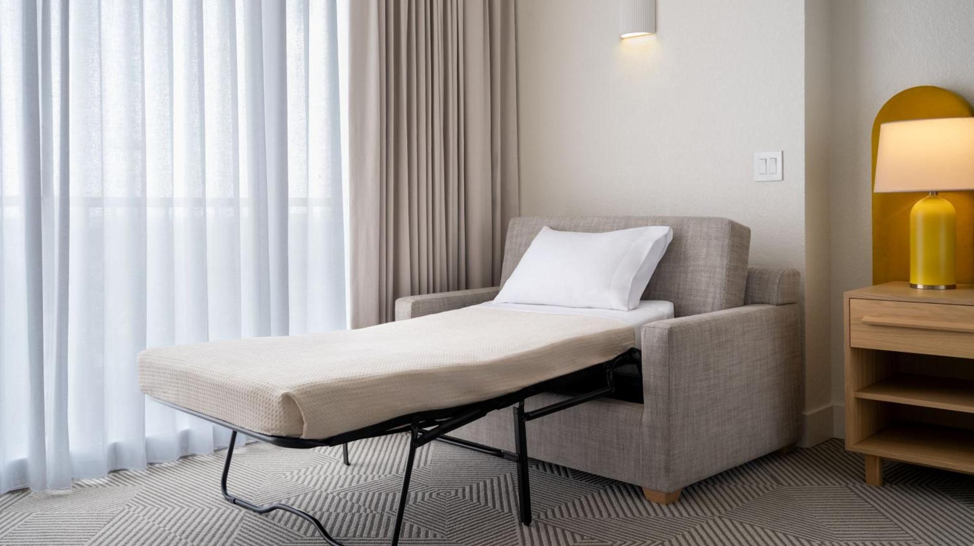 Renaissance Orlando Resort - Disney Springs Area - Free Shuttle to Disney Parks & Early Entry Benefits photo 33